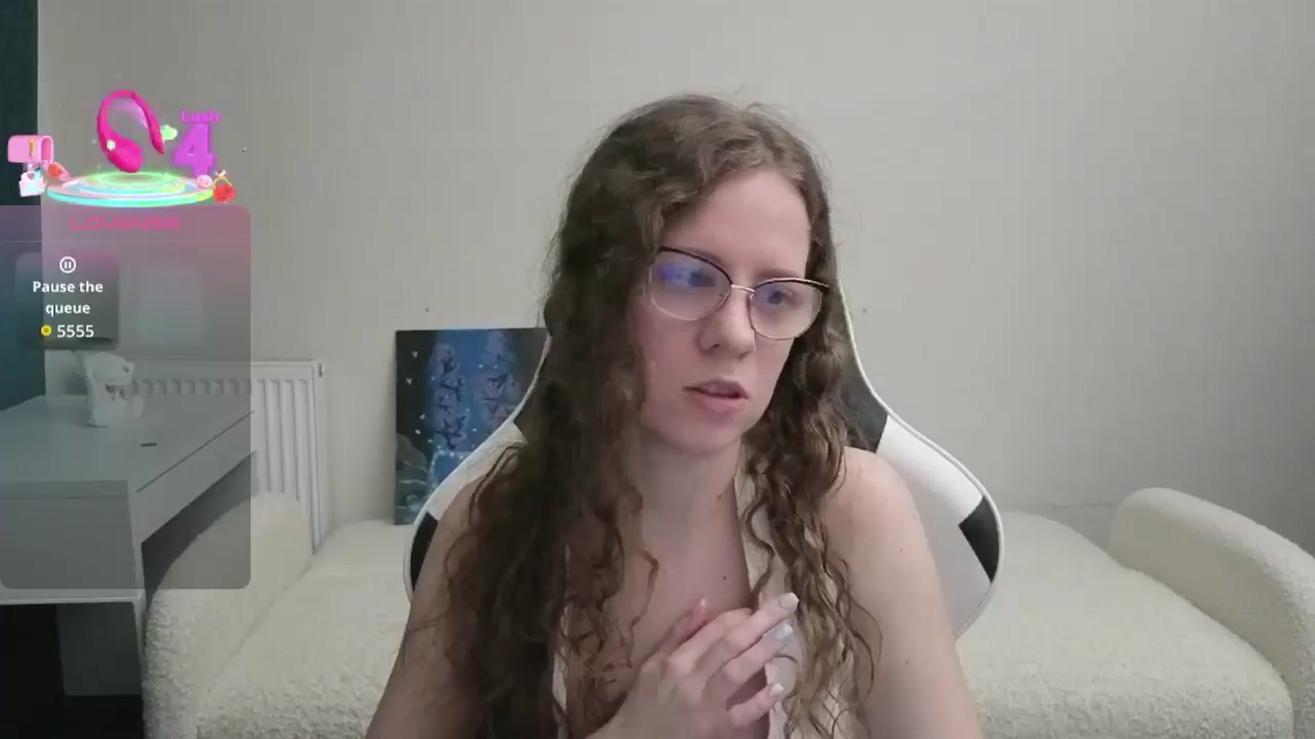 Gallery image thumbnail from BlueFlowerr's myfreecams stream on, 02/28/2026, 24:00 image 20 of 20