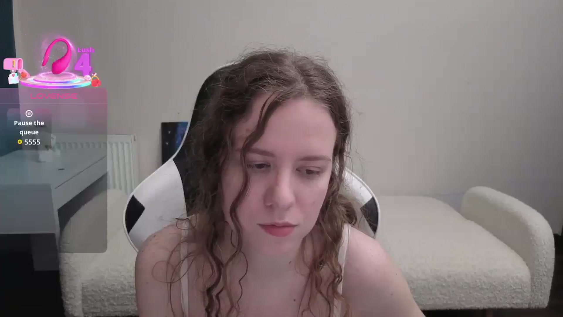 Gallery image thumbnail from BlueFlowerr's myfreecams stream on, 03/01/2026, 03:34 image 8 of 20