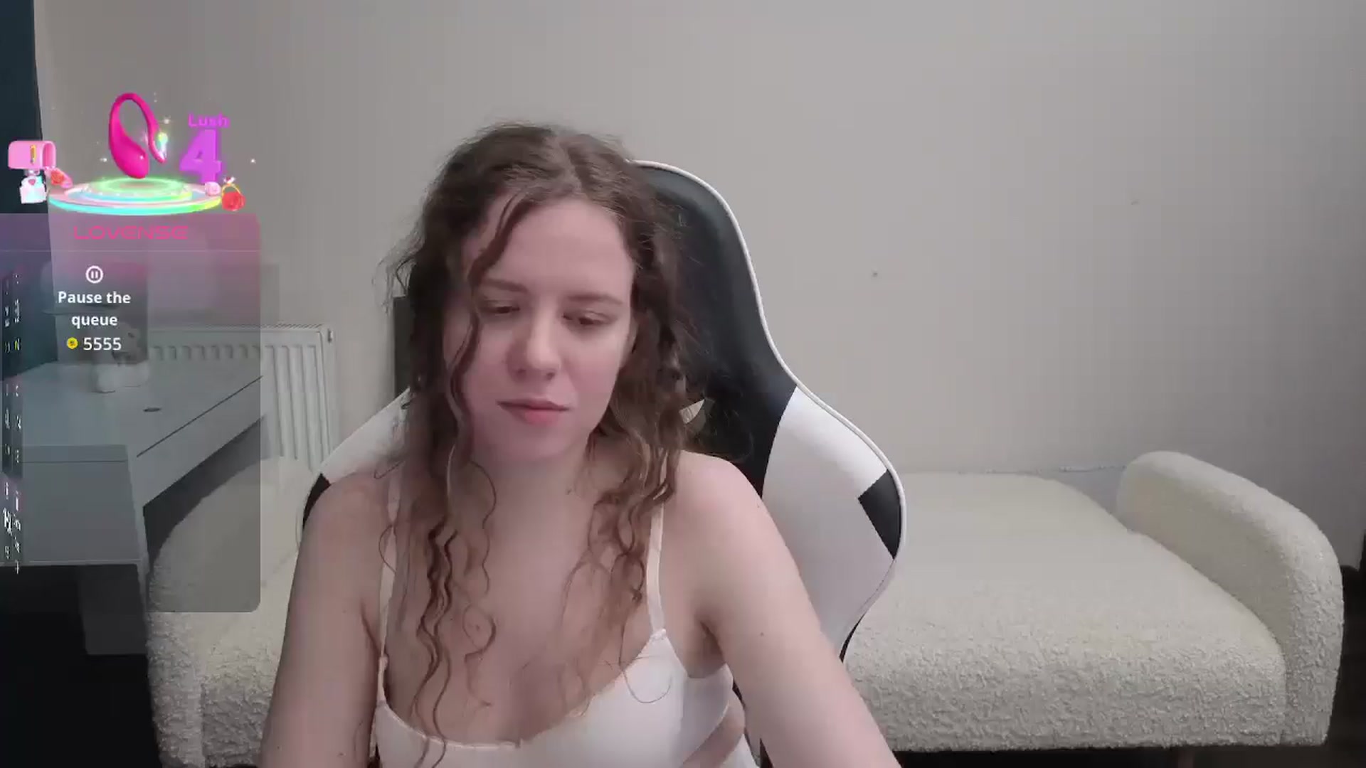Gallery image thumbnail from BlueFlowerr's myfreecams stream on, 03/01/2026, 03:34 image 7 of 20