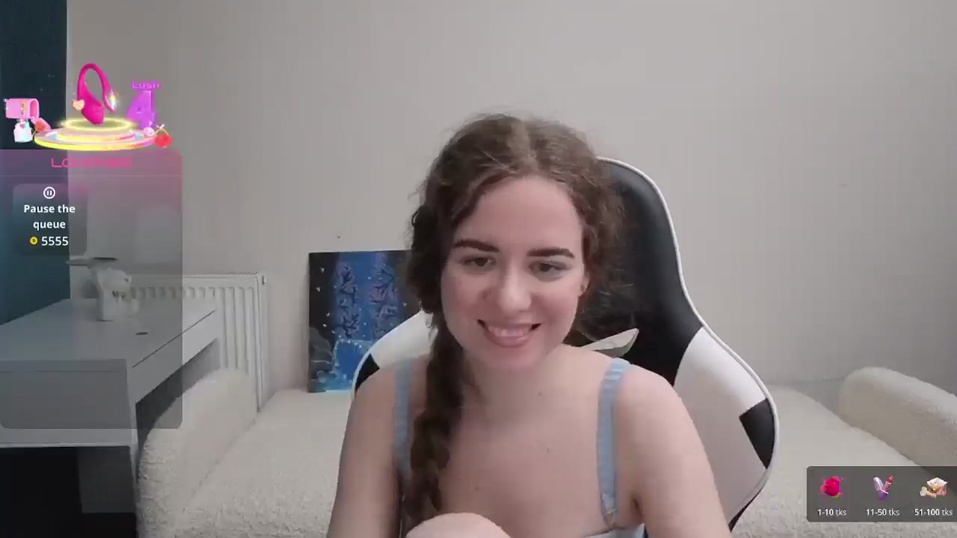Gallery image thumbnail from BlueFlowerr's myfreecams stream on, 03/01/2026, 20:21 image 18 of 20