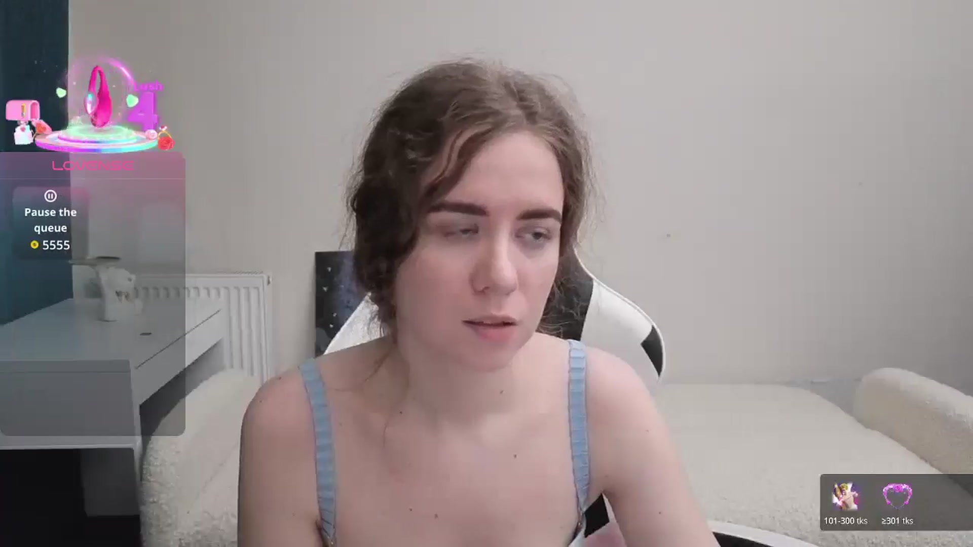 Gallery image thumbnail from BlueFlowerr's myfreecams stream on, 03/01/2026, 23:21 image 20 of 20