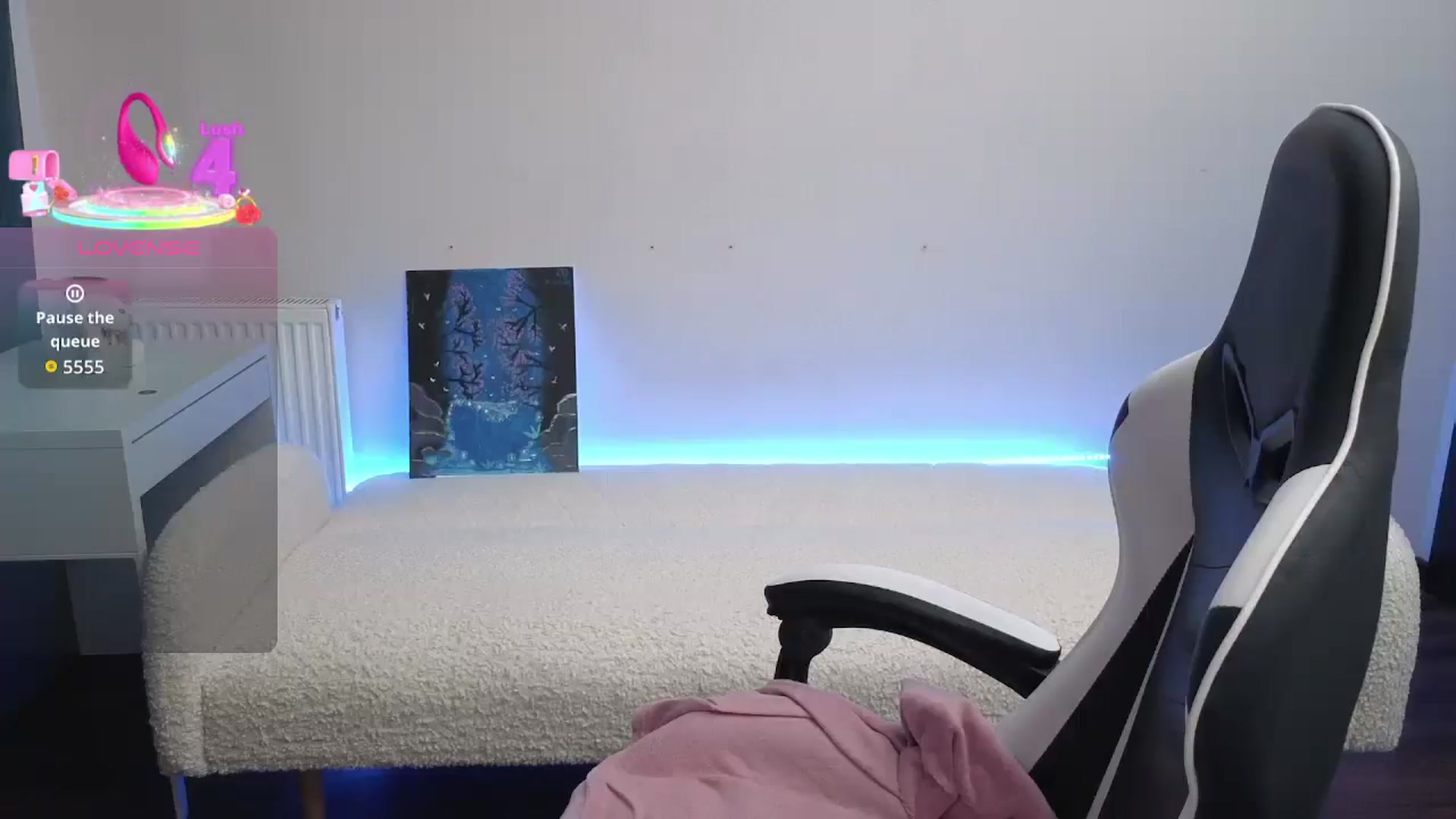 Gallery image thumbnail from BlueFlowerr's myfreecams stream on, 03/02/2026, 21:37 image 17 of 20