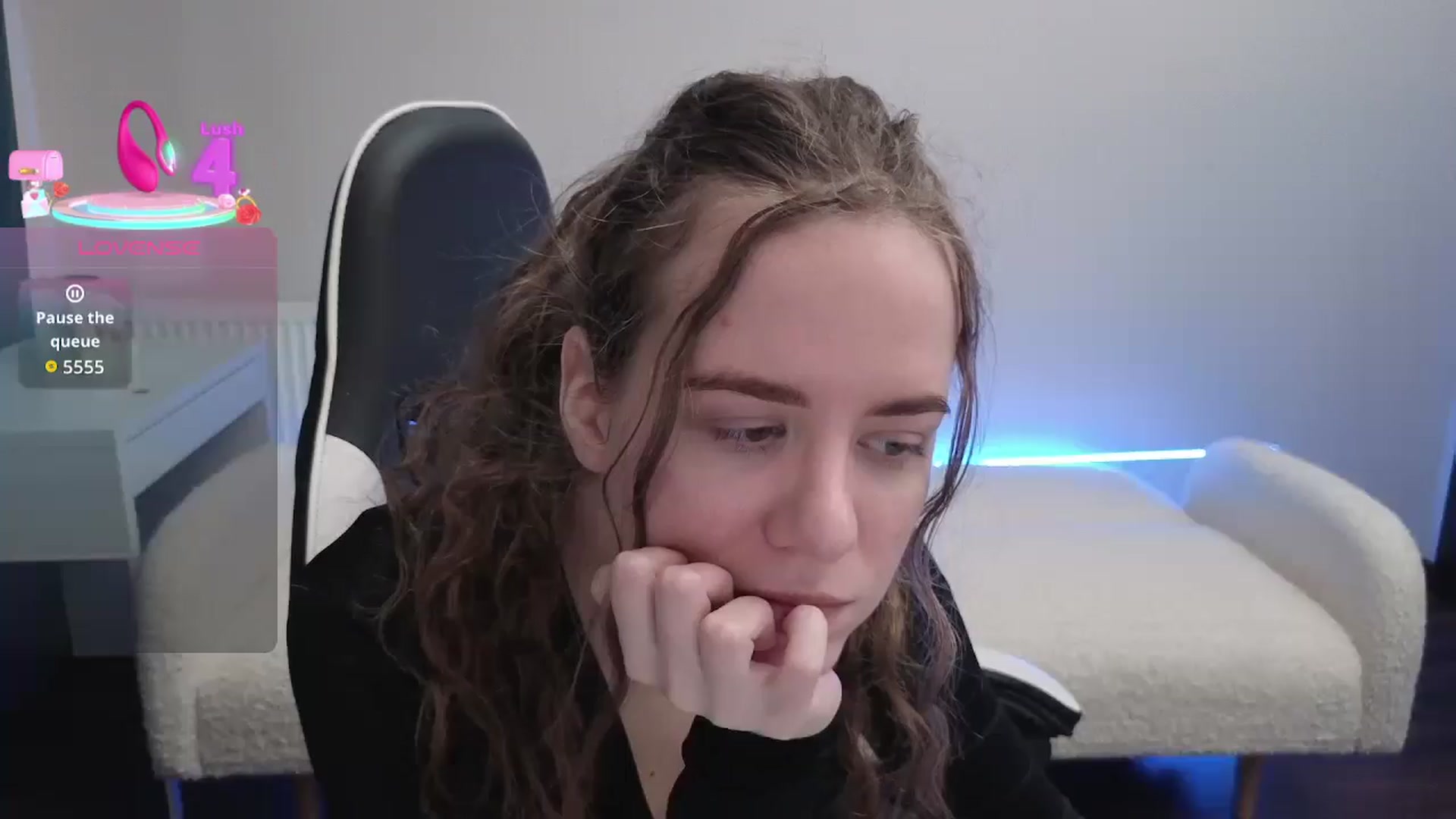 Gallery image thumbnail from BlueFlowerr's myfreecams stream on, 03/02/2026, 21:37 image 16 of 20