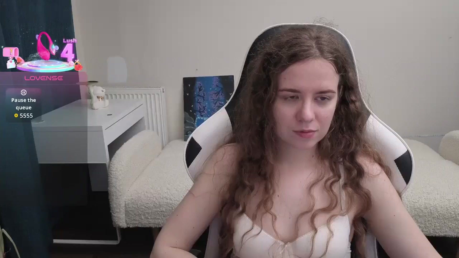 Gallery image thumbnail from BlueFlowerr's myfreecams stream on, 03/07/2026, 02:32 image 14 of 20