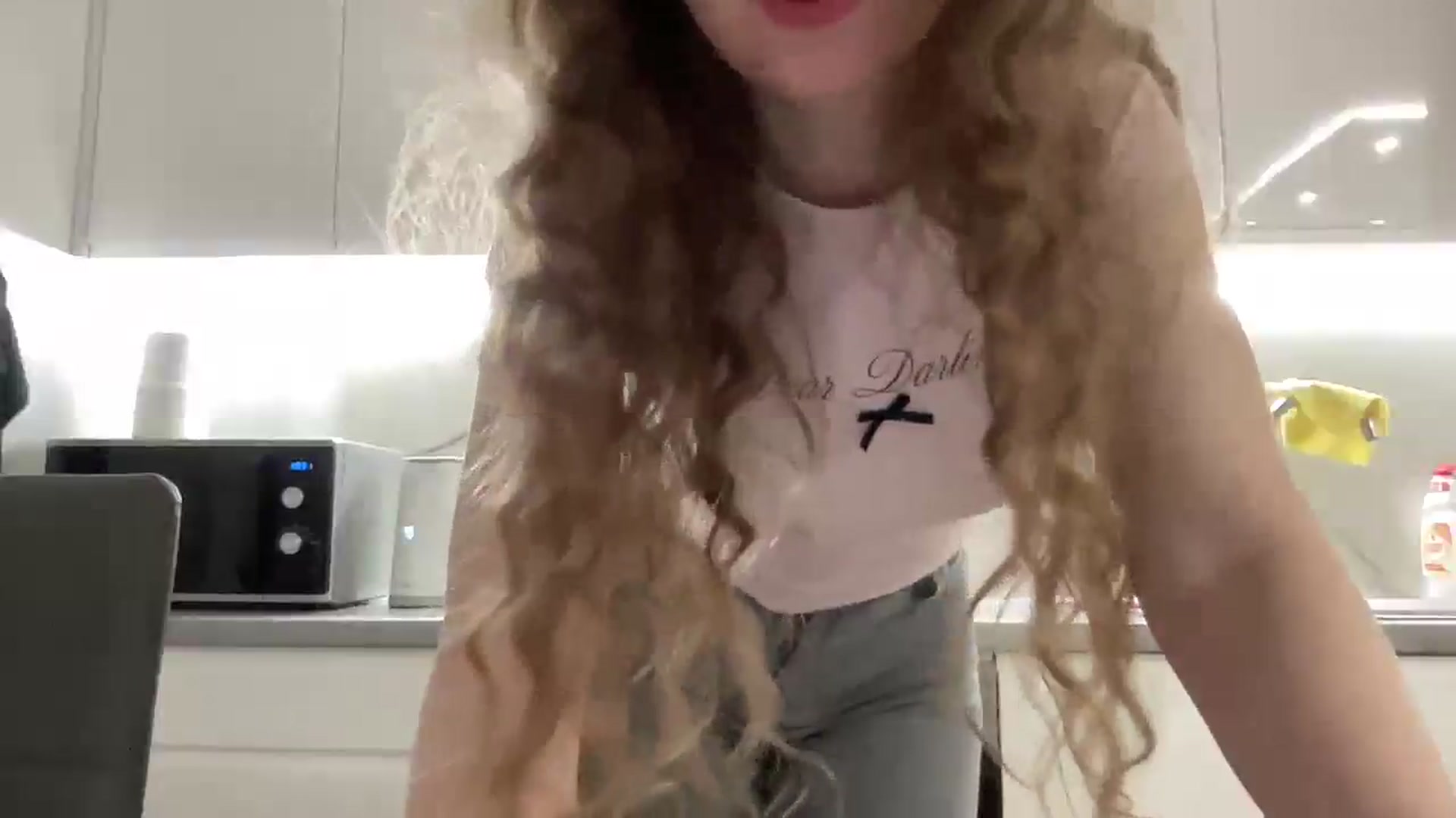 Gallery image thumbnail from BlueFlowerr's myfreecams stream on, 03/08/2026, 03:32 image 20 of 20