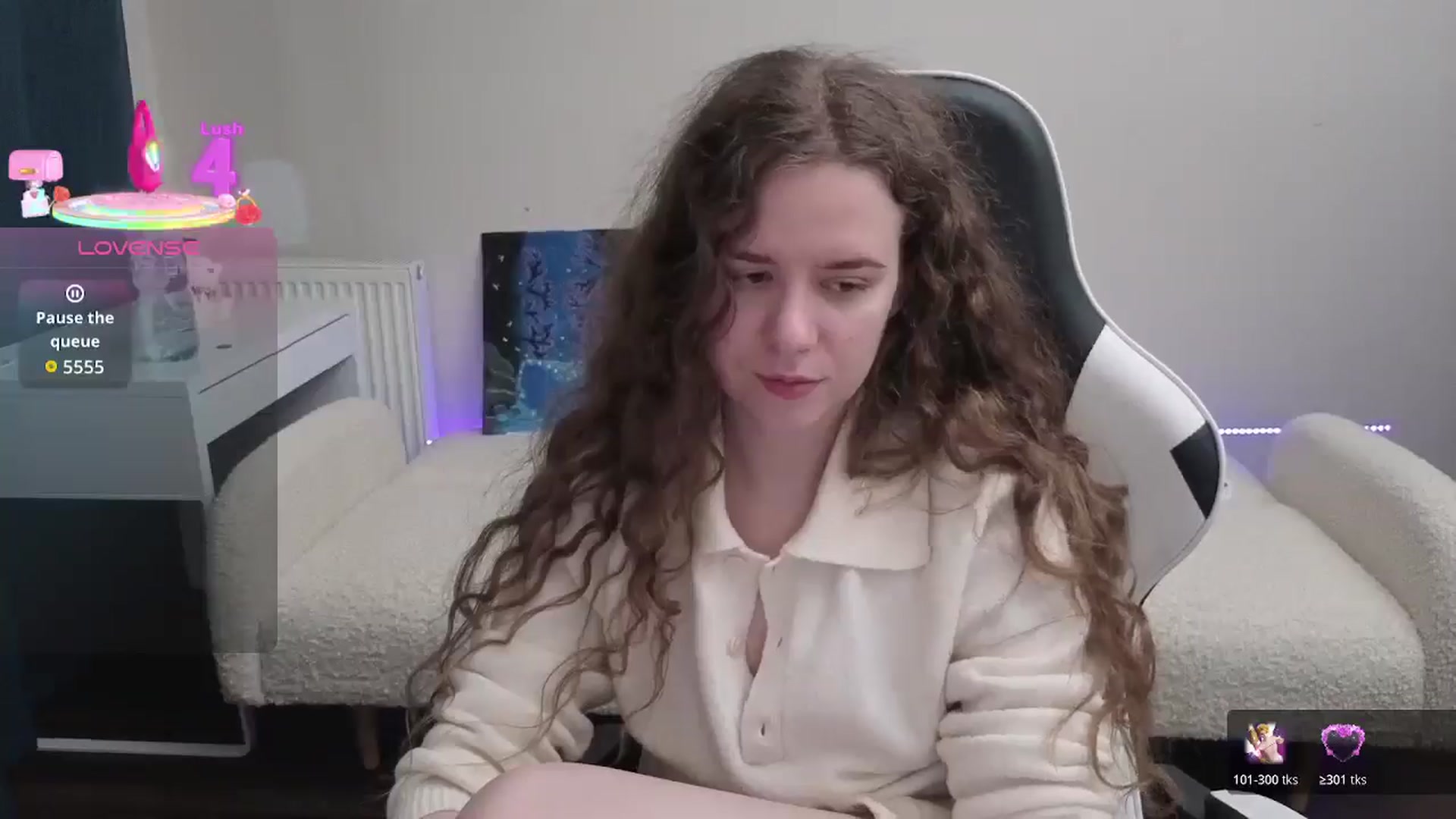 Gallery image thumbnail from BlueFlowerr's myfreecams stream on, 03/08/2026, 21:55 image 18 of 20