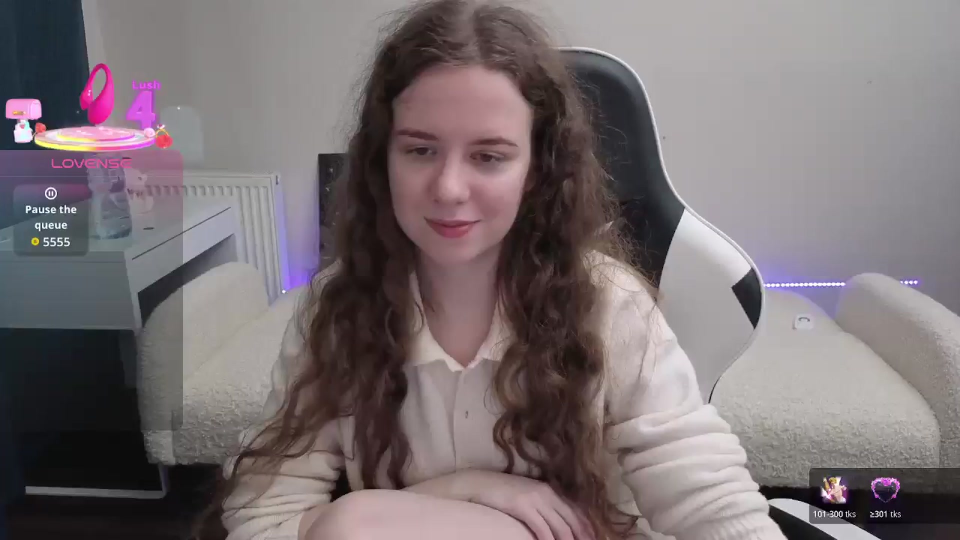 Gallery image thumbnail from BlueFlowerr's myfreecams stream on, 03/08/2026, 21:55 image 1 of 20