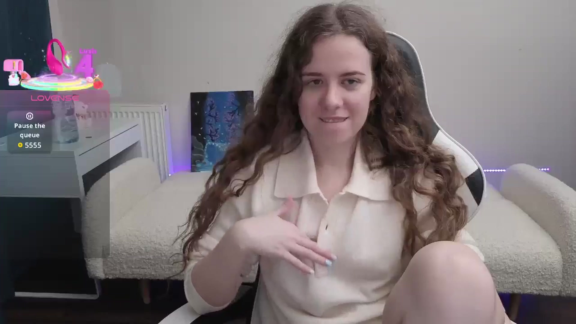 Gallery image thumbnail from BlueFlowerr's myfreecams stream on, 03/08/2026, 21:55 image 8 of 20