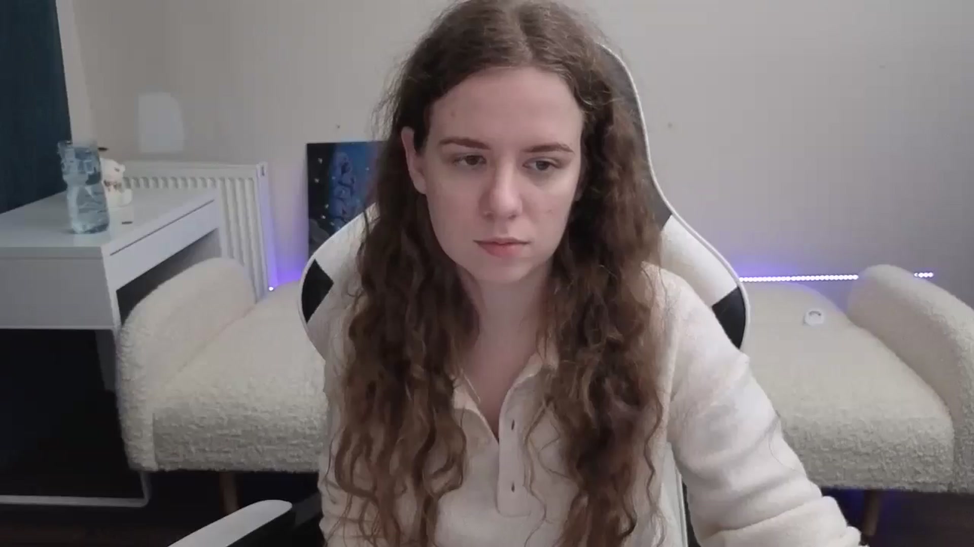 Gallery image thumbnail from BlueFlowerr's myfreecams stream on, 03/09/2026, 02:58 image 5 of 20