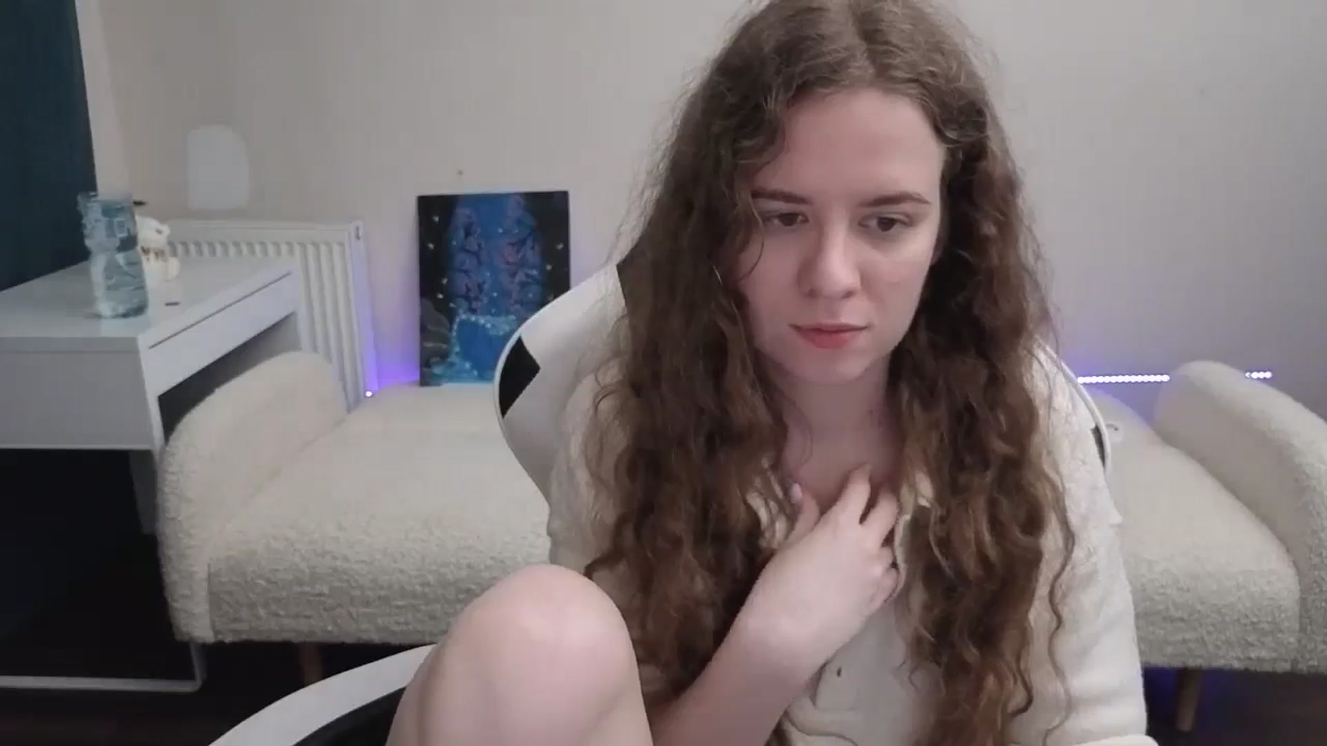 Gallery image thumbnail from BlueFlowerr's myfreecams stream on, 03/09/2026, 02:58 image 7 of 20
