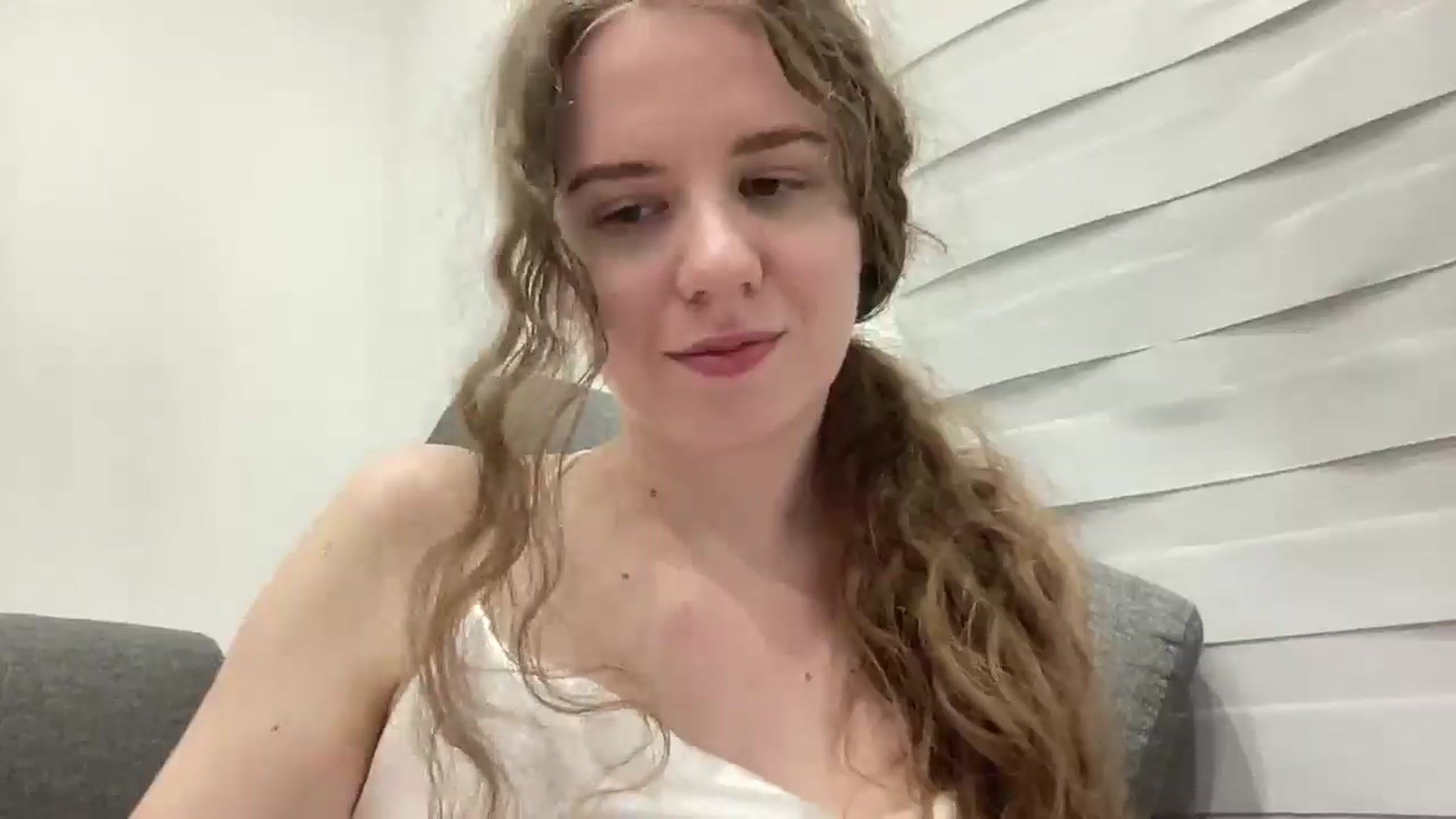 Gallery image thumbnail from BlueFlowerr's myfreecams stream on, 03/11/2026, 01:56 image 11 of 20