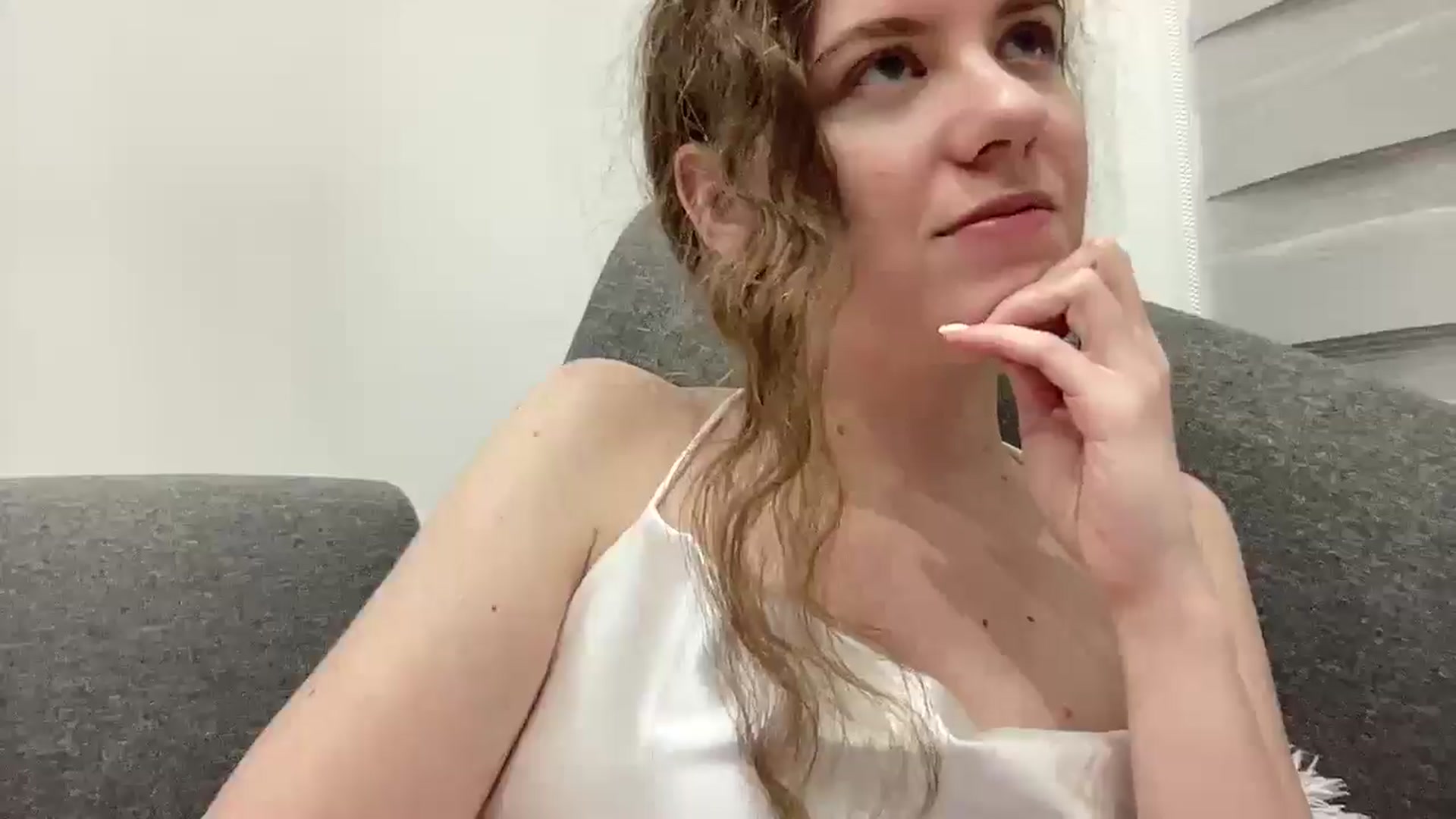 Gallery image thumbnail from BlueFlowerr's myfreecams stream on, 03/11/2026, 02:46 image 5 of 20