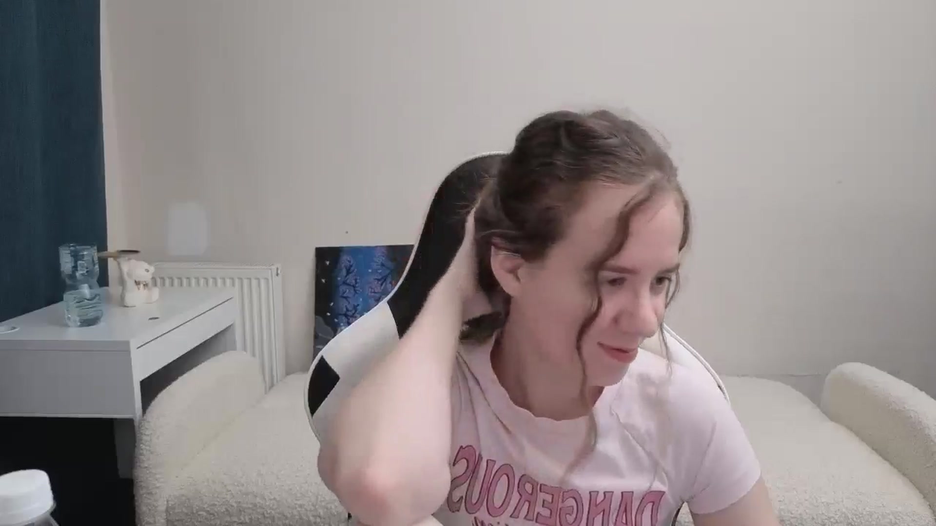 Gallery image thumbnail from BlueFlowerr's myfreecams stream on, 03/11/2026, 23:06 image 18 of 20
