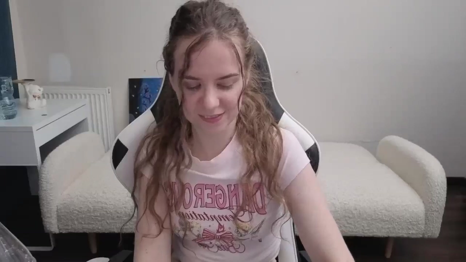 Gallery image thumbnail from BlueFlowerr's myfreecams stream on, 03/11/2026, 23:06 image 20 of 20