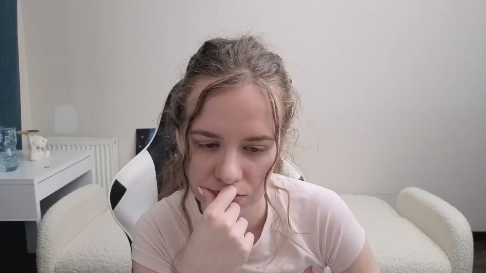 Gallery image thumbnail from BlueFlowerr's myfreecams stream on, 03/12/2026, 24:01 image 2 of 20