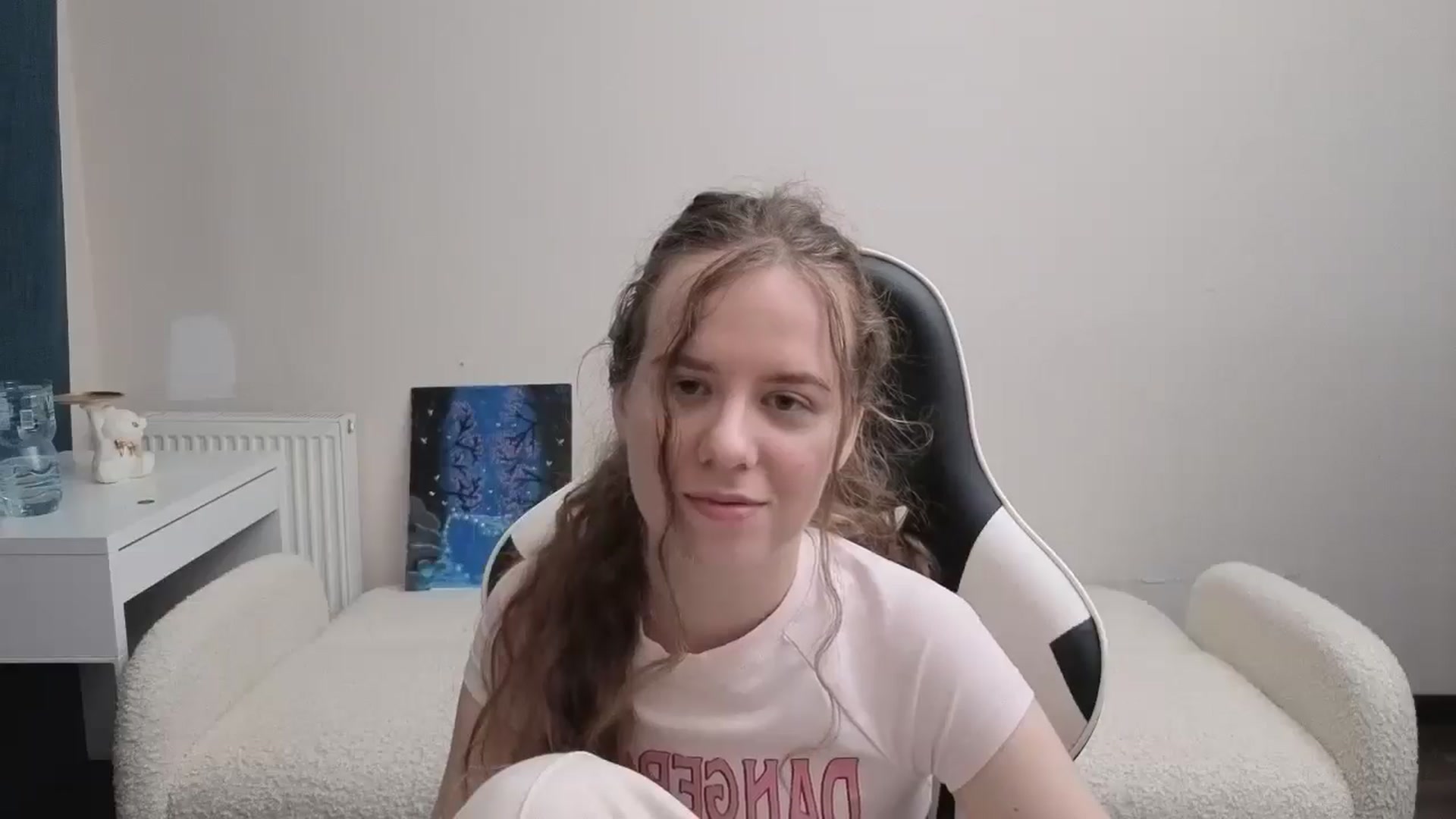 Gallery image thumbnail from BlueFlowerr's myfreecams stream on, 03/12/2026, 24:01 image 14 of 20