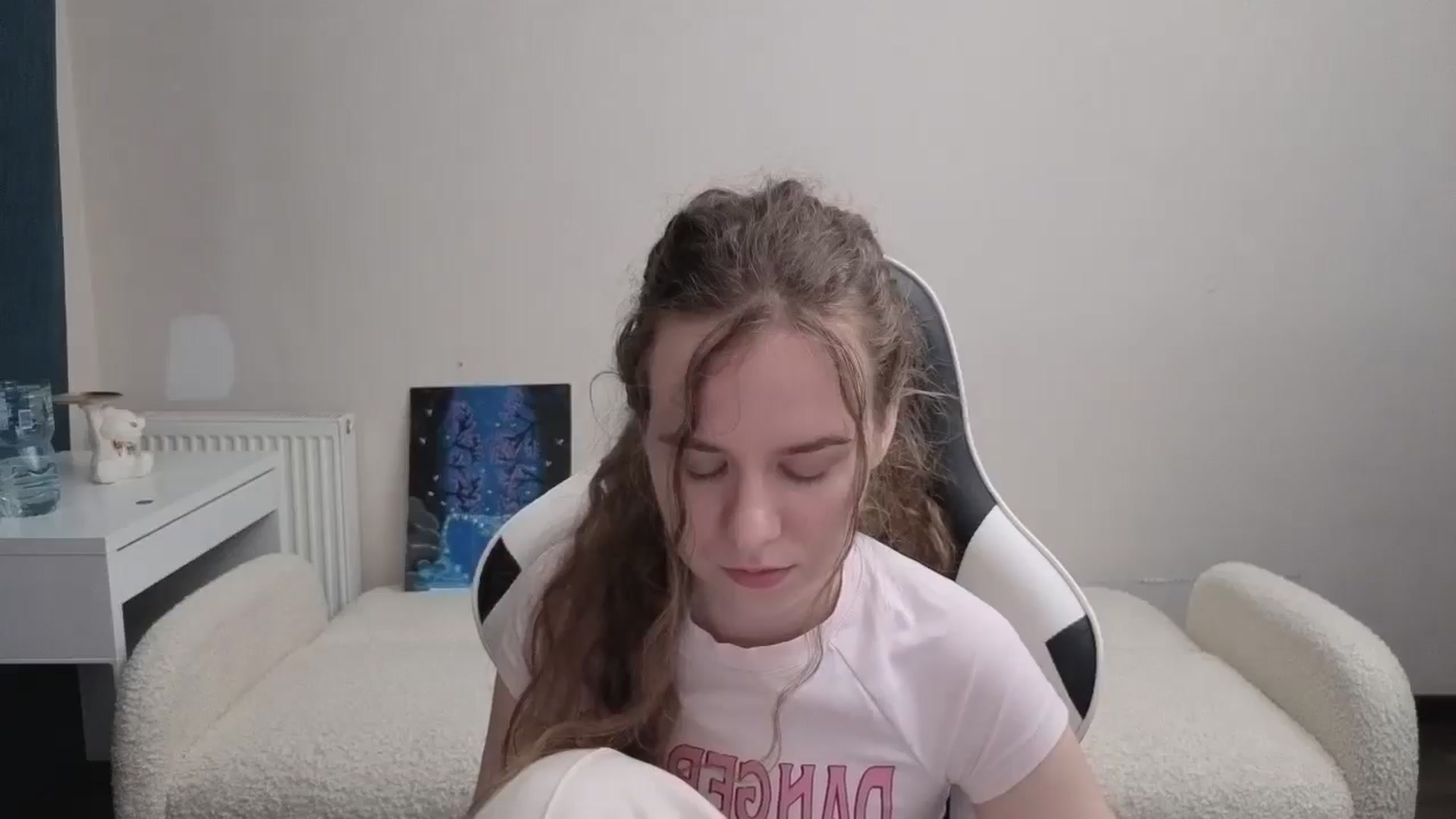 Gallery image thumbnail from BlueFlowerr's myfreecams stream on, 03/12/2026, 24:01 image 12 of 20