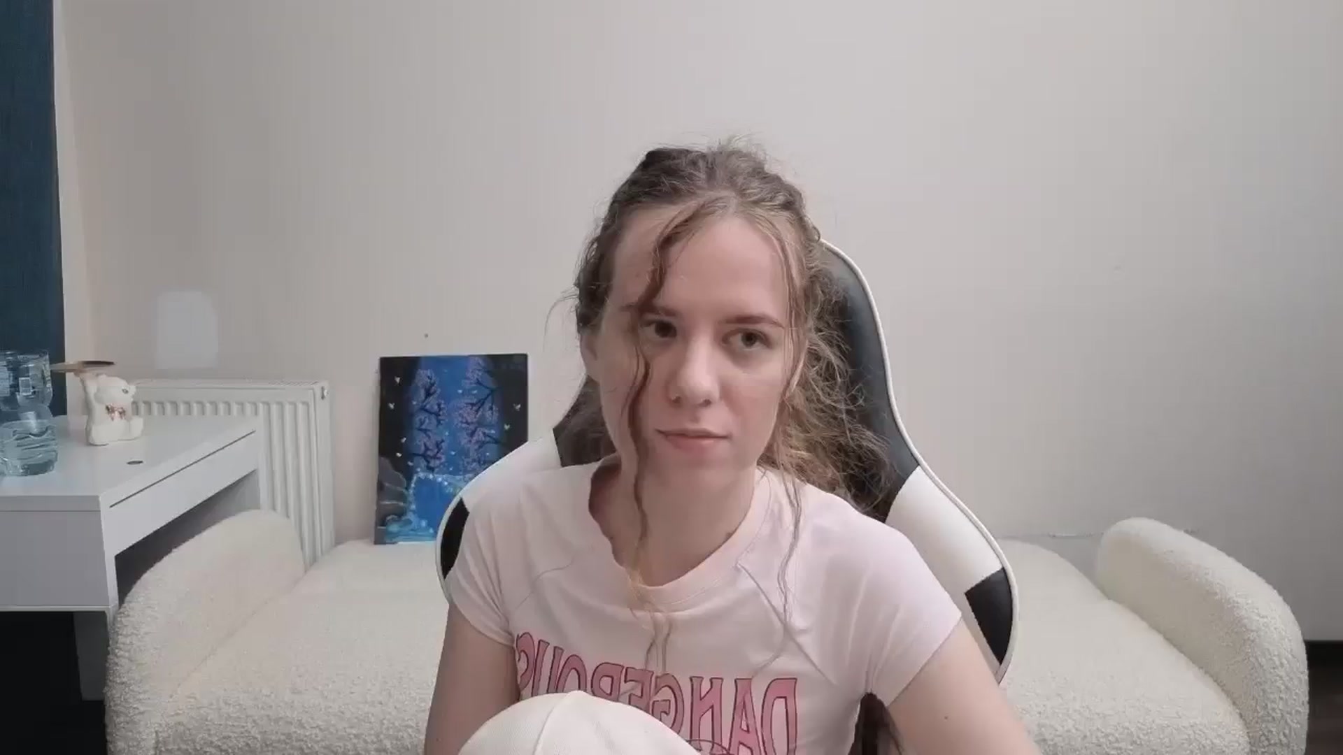 Gallery image thumbnail from BlueFlowerr's myfreecams stream on, 03/12/2026, 01:52 image 11 of 20