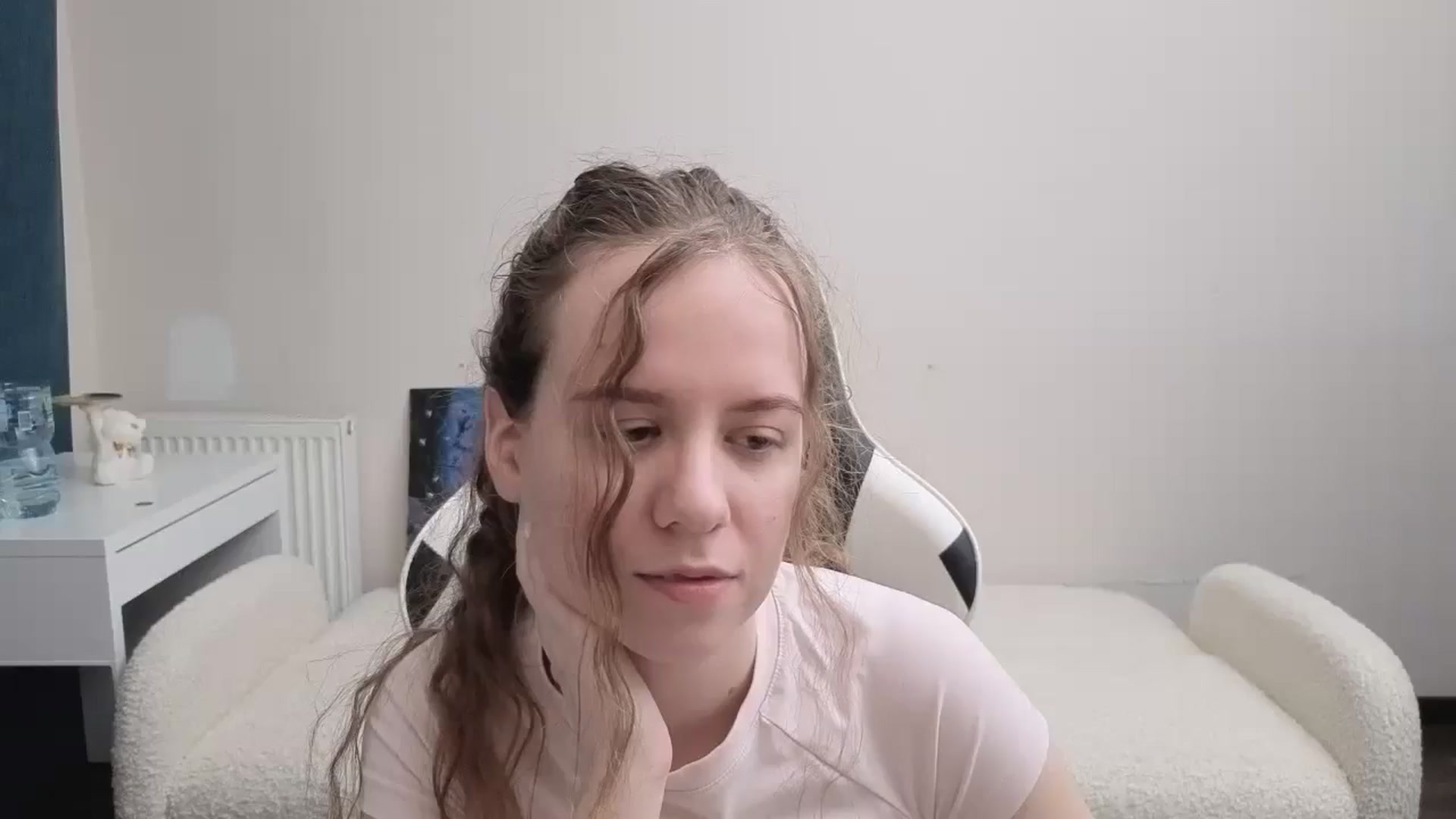 Gallery image thumbnail from BlueFlowerr's myfreecams stream on, 03/12/2026, 03:46 image 1 of 20