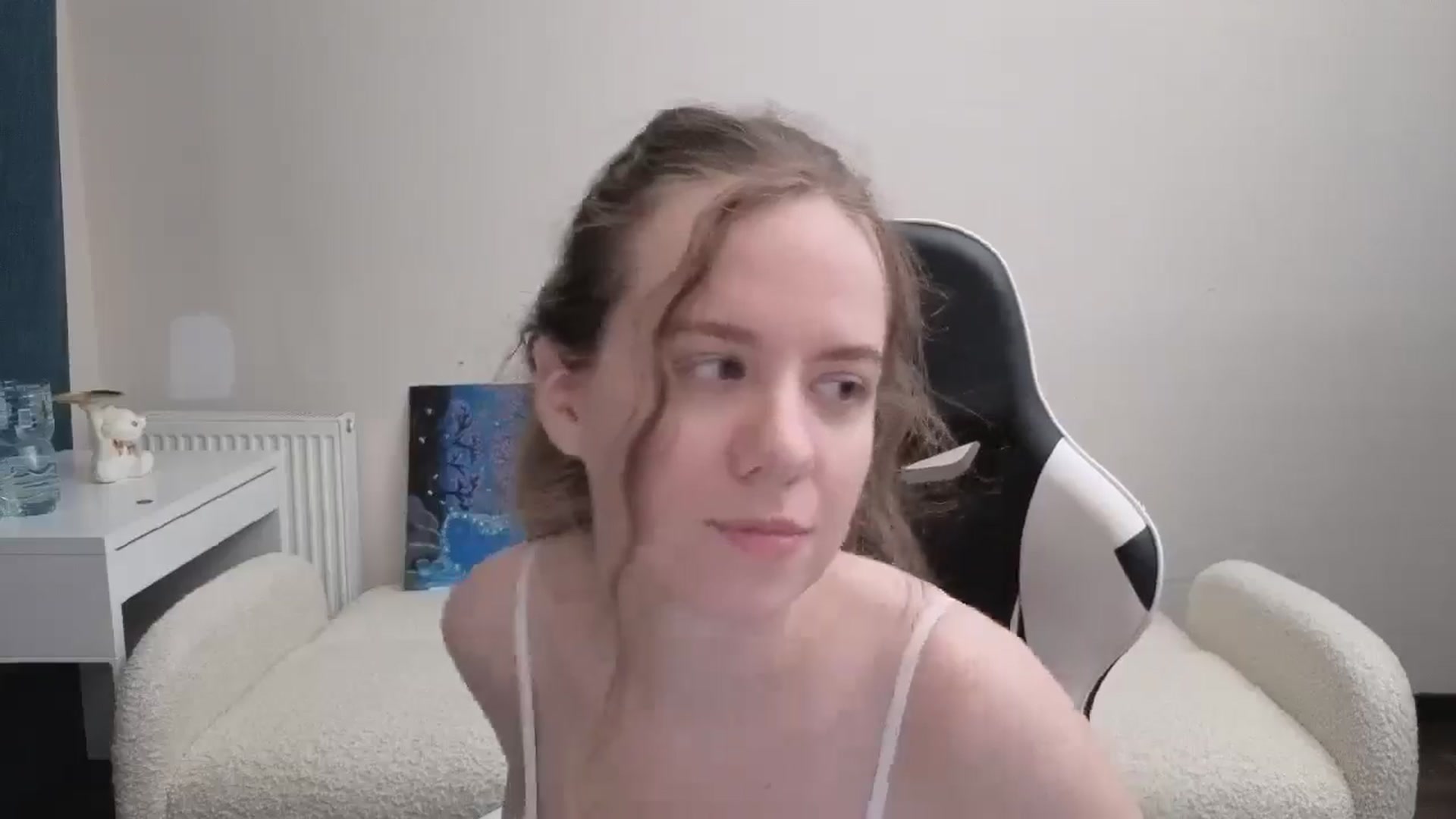 Gallery image thumbnail from BlueFlowerr's myfreecams stream on, 03/12/2026, 03:46 image 19 of 20