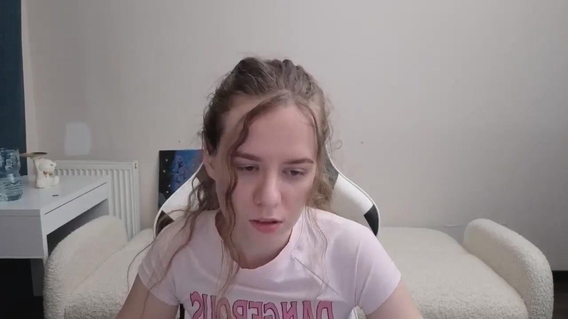 Gallery image thumbnail from BlueFlowerr's myfreecams stream on, 03/12/2026, 03:46 image 8 of 20