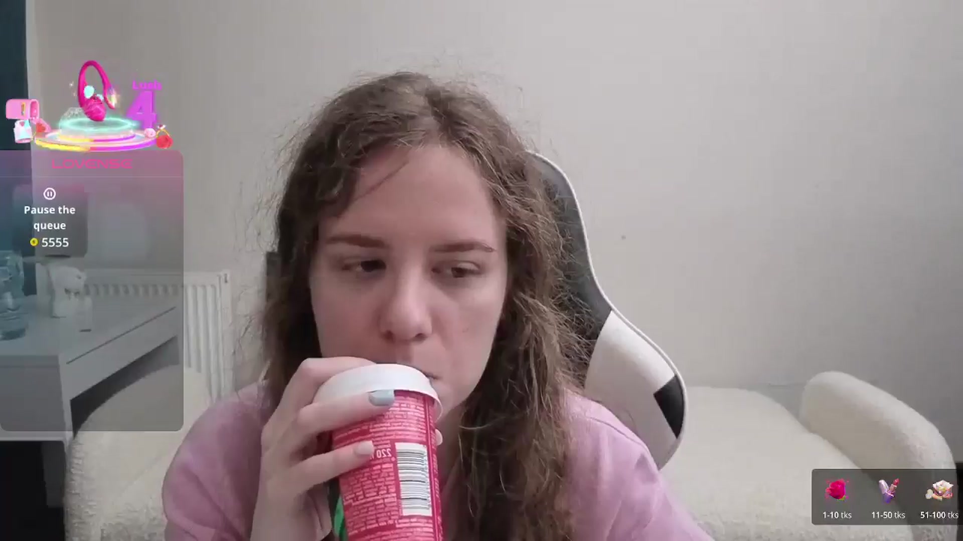 Gallery image thumbnail from BlueFlowerr's myfreecams stream on, 03/12/2026, 20:05 image 16 of 20