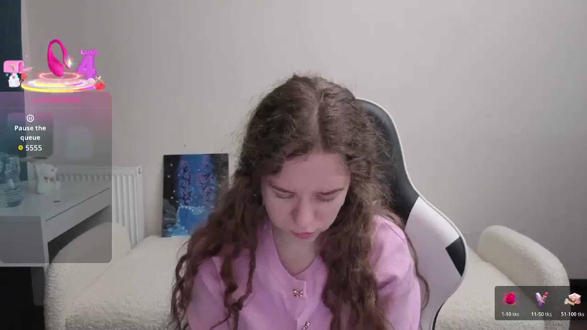 Gallery image thumbnail from BlueFlowerr's myfreecams stream on, 03/12/2026, 22:25 image 8 of 20