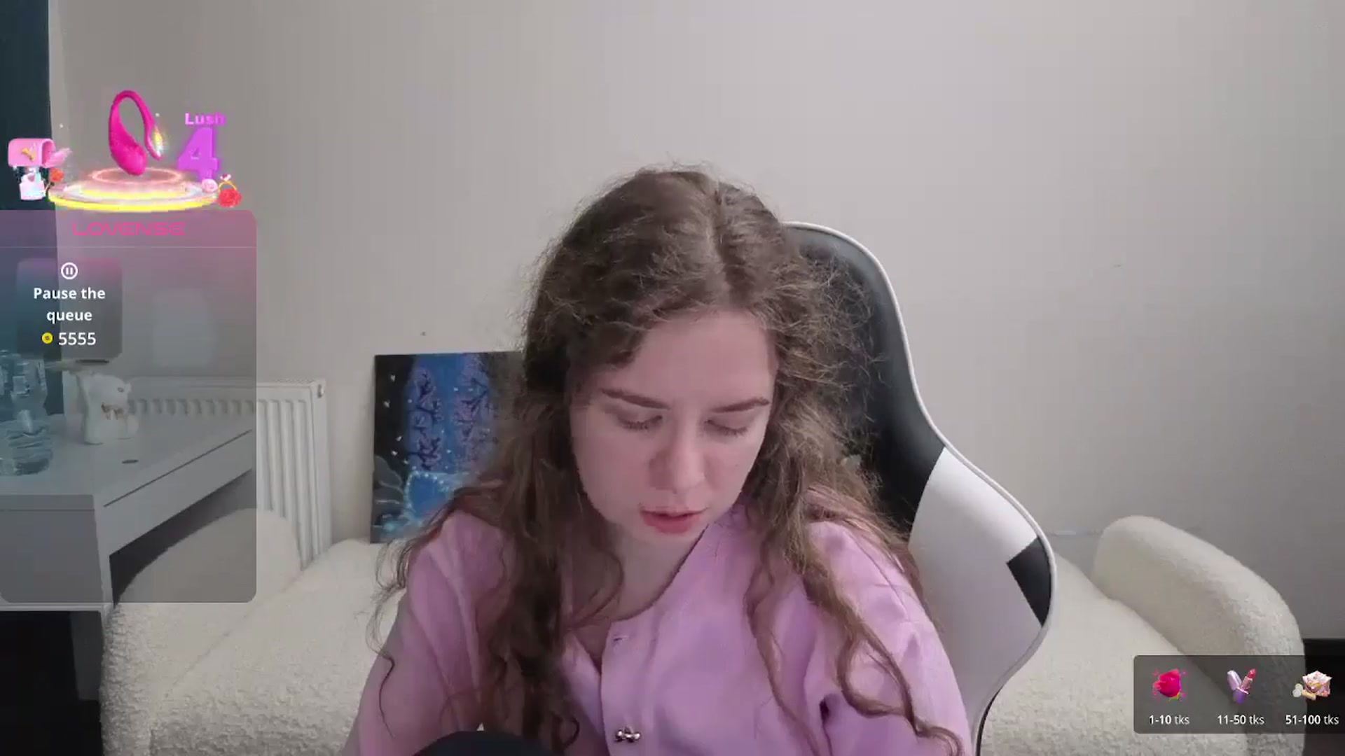 Gallery image thumbnail from BlueFlowerr's myfreecams stream on, 03/12/2026, 22:25 image 2 of 20