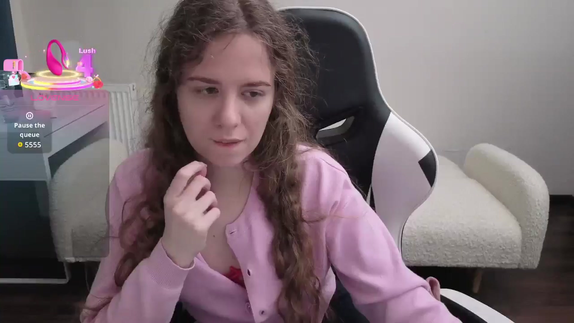 Gallery image thumbnail from BlueFlowerr's myfreecams stream on, 03/12/2026, 23:01 image 17 of 20