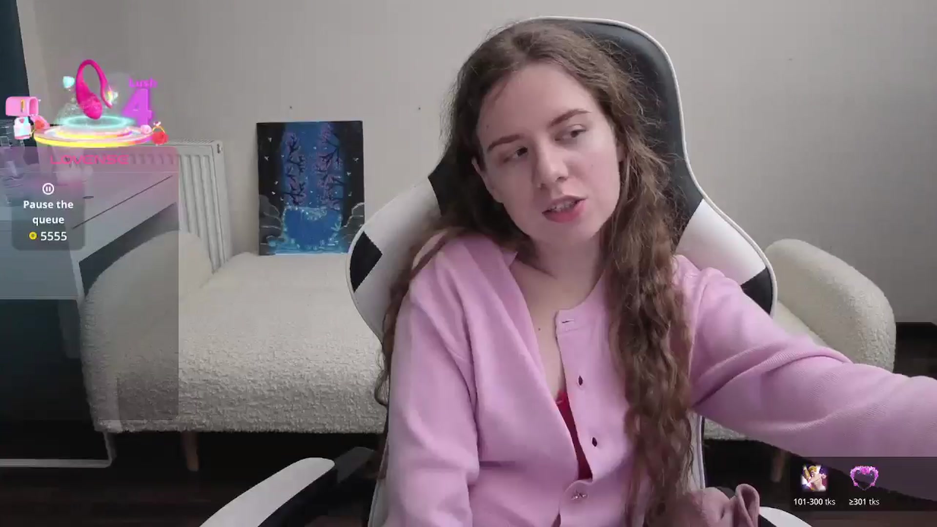 Gallery image thumbnail from BlueFlowerr's myfreecams stream on, 03/12/2026, 23:37 image 16 of 20