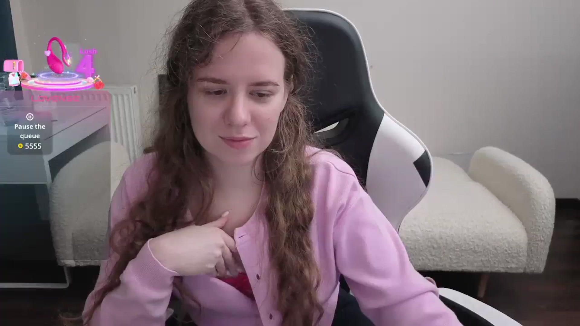 Gallery image thumbnail from BlueFlowerr's myfreecams stream on, 03/12/2026, 23:37 image 11 of 20