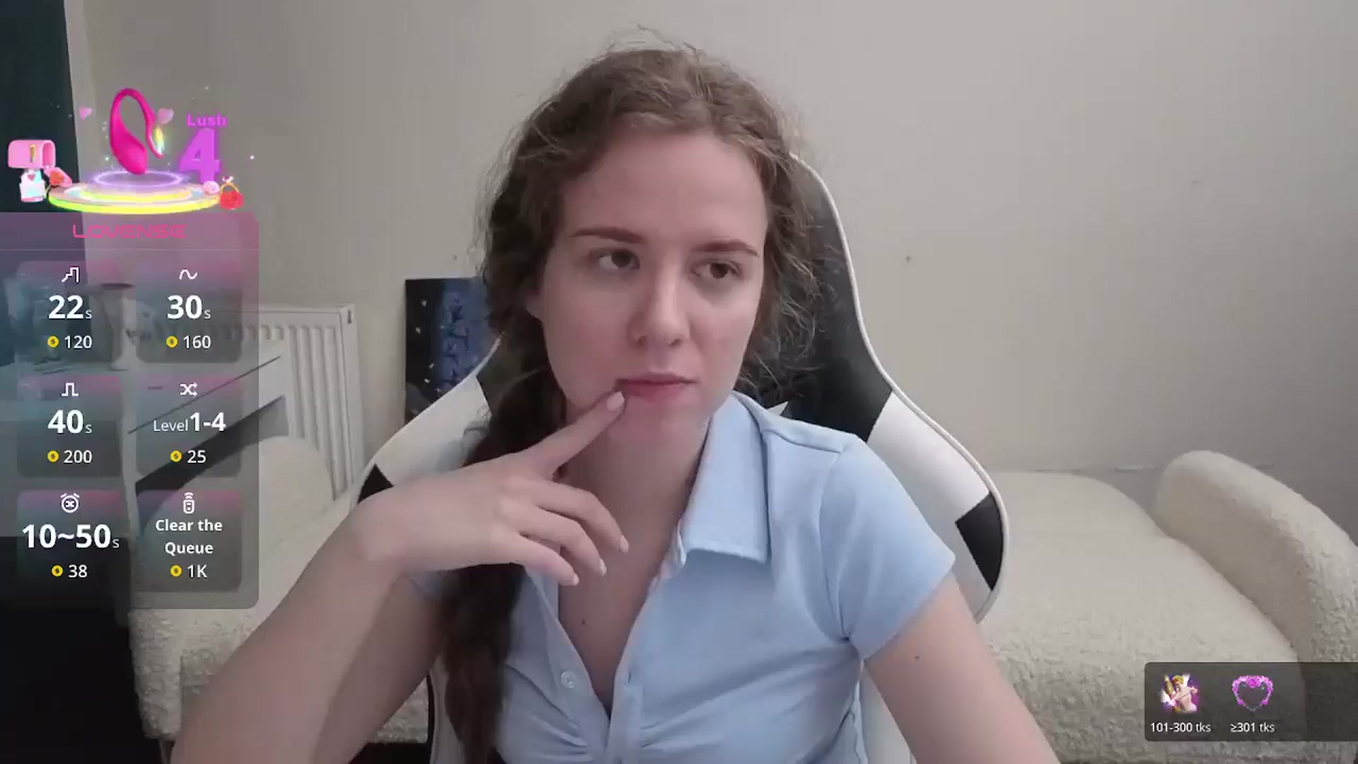 Gallery image thumbnail from BlueFlowerr's myfreecams stream on, 03/13/2026, 22:24 image 15 of 20
