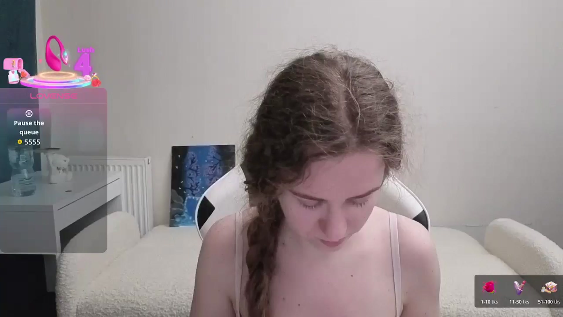 Gallery image thumbnail from BlueFlowerr's myfreecams stream on, 03/13/2026, 23:53 image 17 of 20