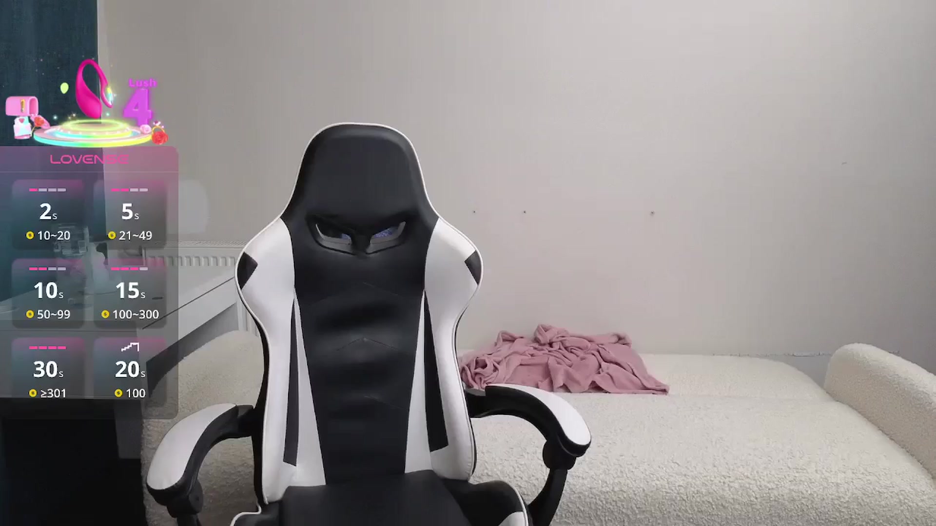 Gallery image thumbnail from BlueFlowerr's myfreecams stream on, 03/17/2026, 20:43 image 10 of 20