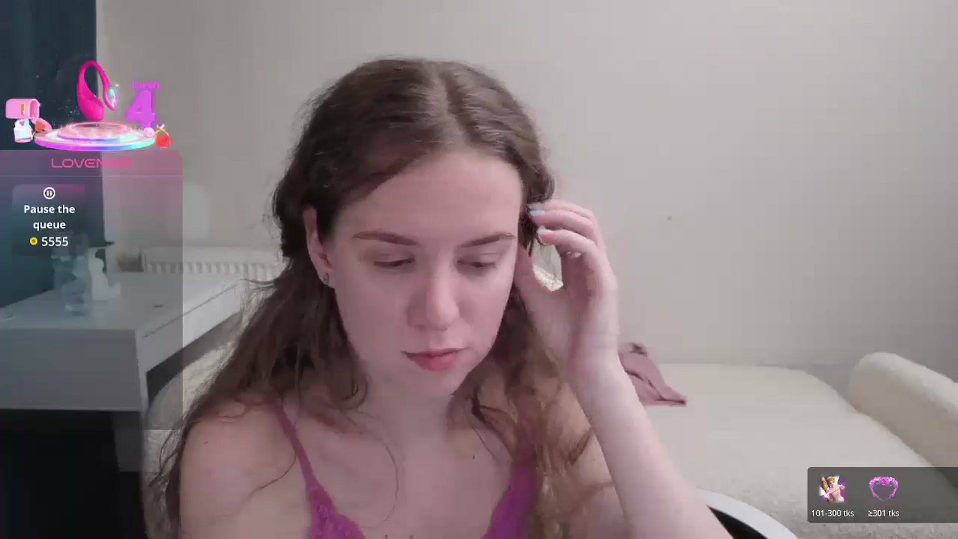 Gallery image thumbnail from BlueFlowerr's myfreecams stream on, 03/17/2026, 20:43 image 14 of 20