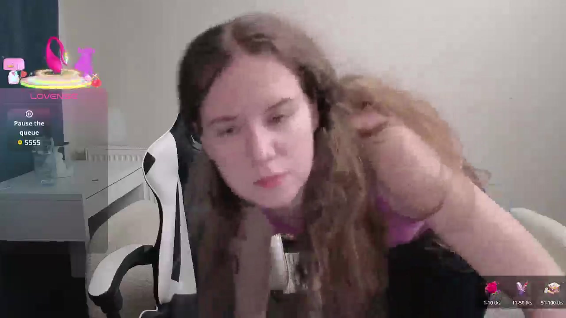 Gallery image thumbnail from BlueFlowerr's myfreecams stream on, 03/17/2026, 20:43 image 11 of 20