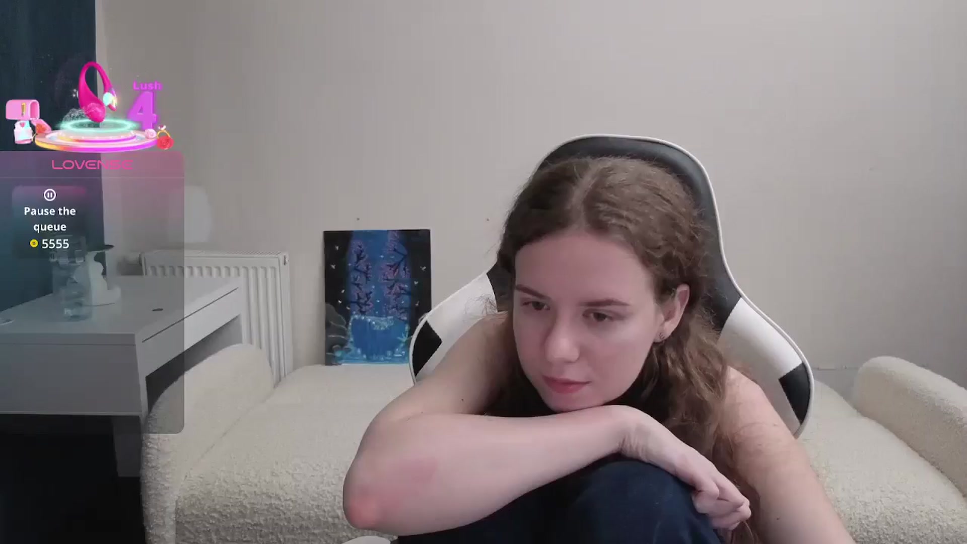 Gallery image thumbnail from BlueFlowerr's myfreecams stream on, 03/17/2026, 21:09 image 16 of 20