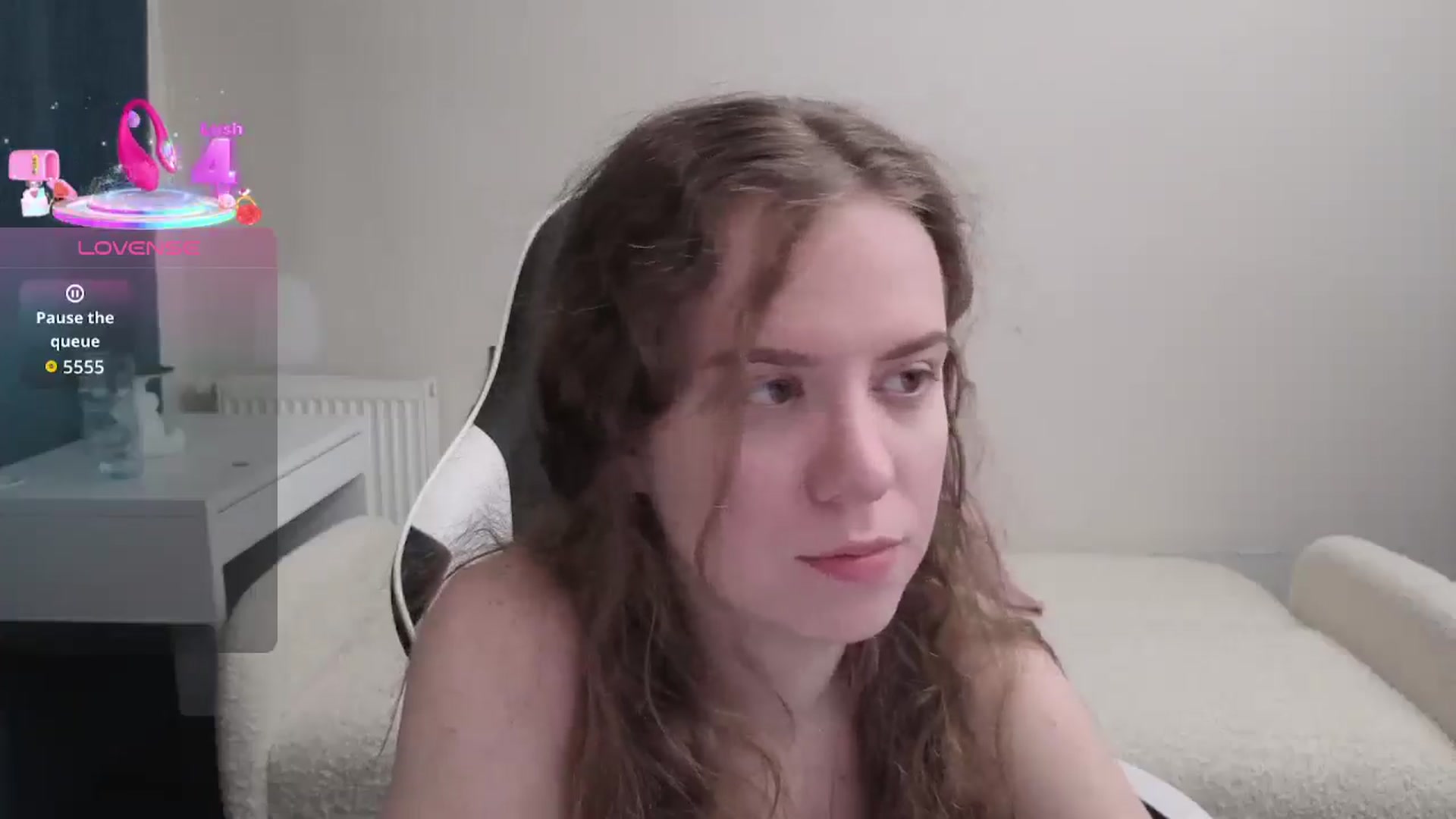Gallery image thumbnail from BlueFlowerr's myfreecams stream on, 03/17/2026, 21:09 image 5 of 20