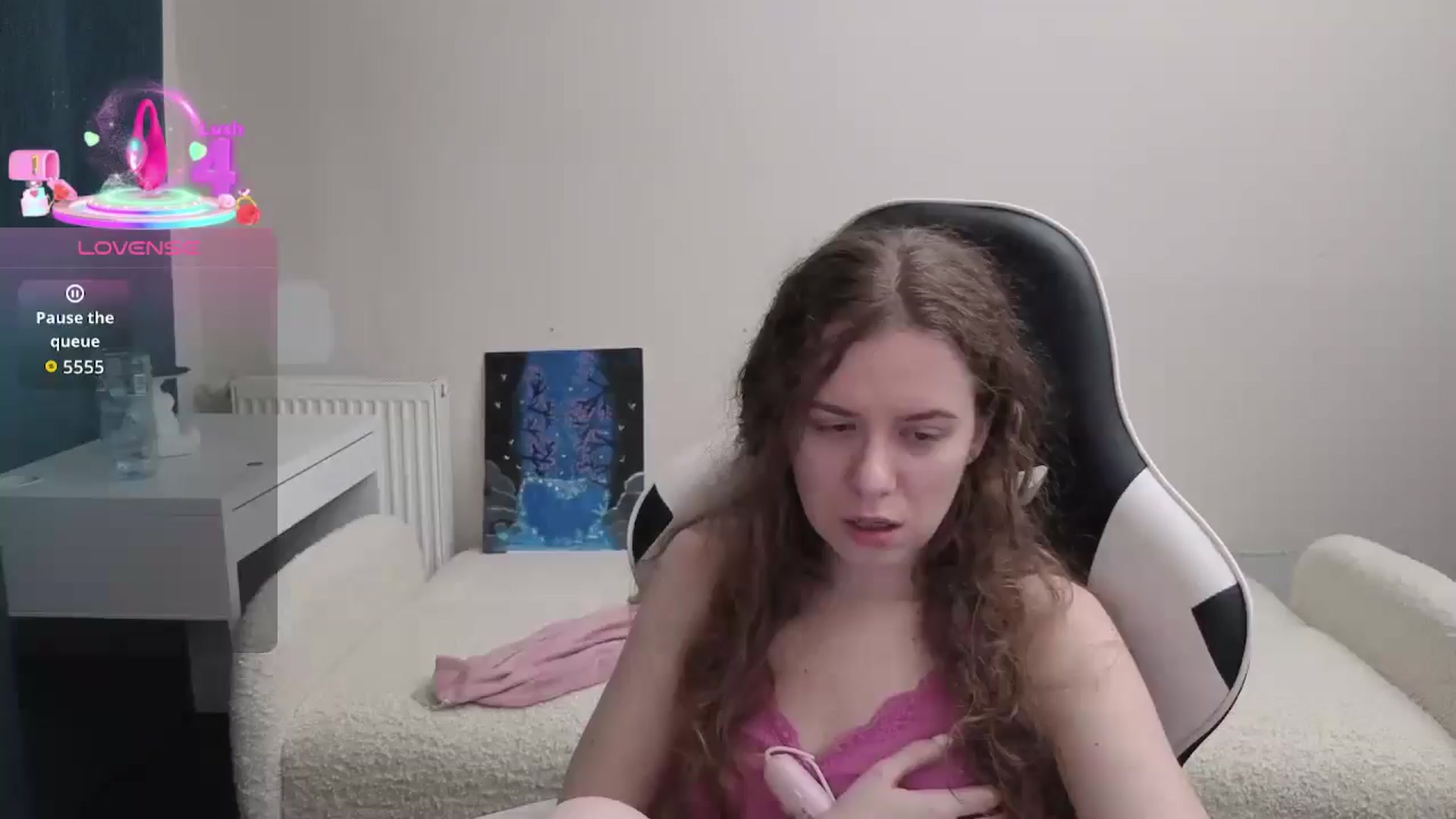 Gallery image thumbnail from BlueFlowerr's myfreecams stream on, 03/17/2026, 23:01 image 1 of 20