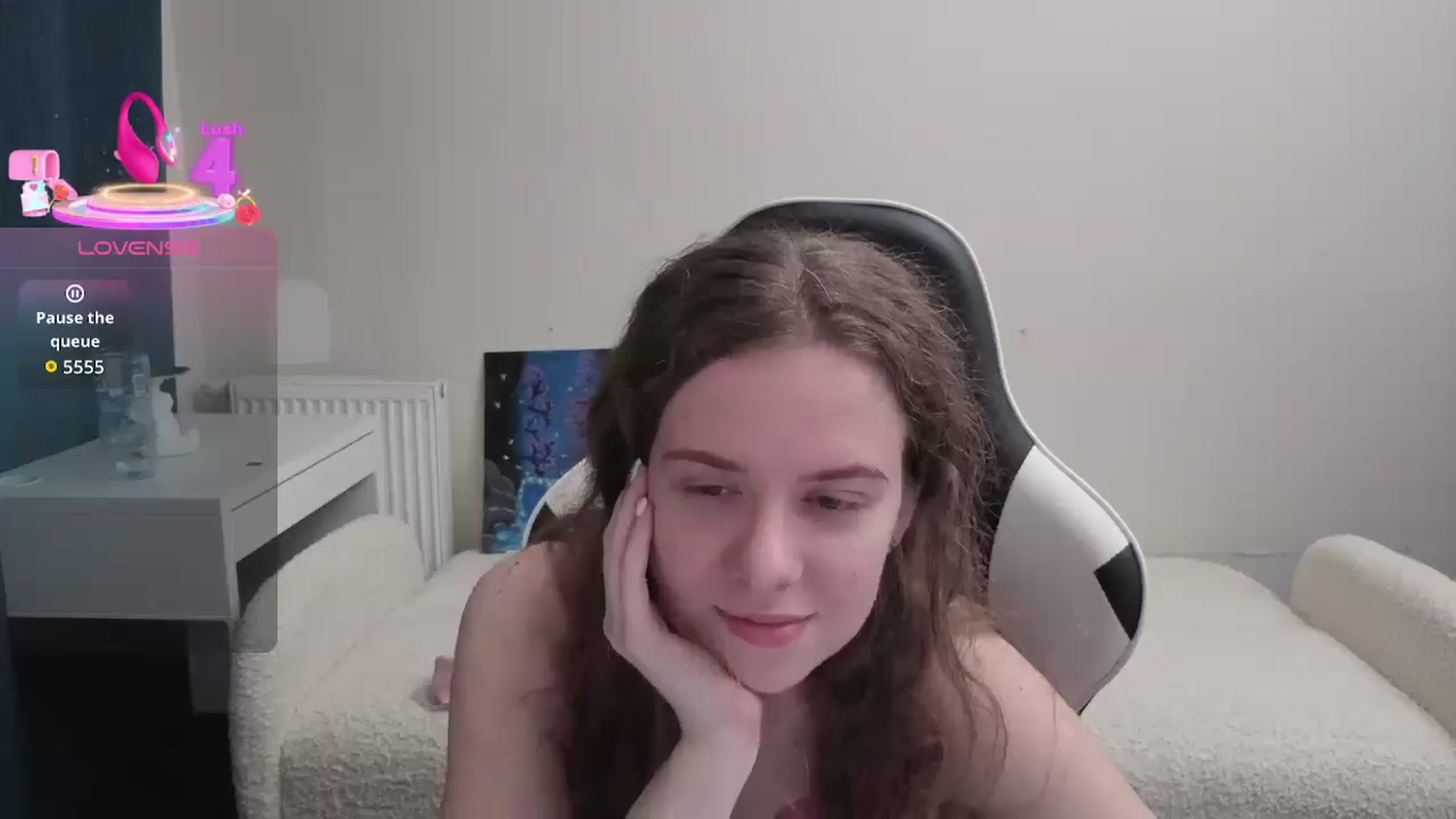 Gallery image thumbnail from BlueFlowerr's myfreecams stream on, 03/17/2026, 23:01 image 19 of 20