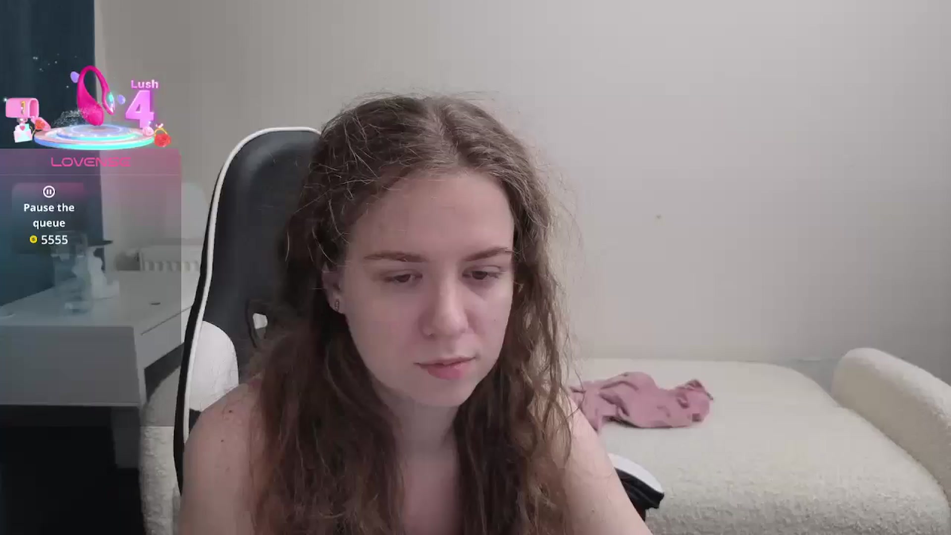 Gallery image thumbnail from BlueFlowerr's myfreecams stream on, 03/17/2026, 23:58 image 1 of 20