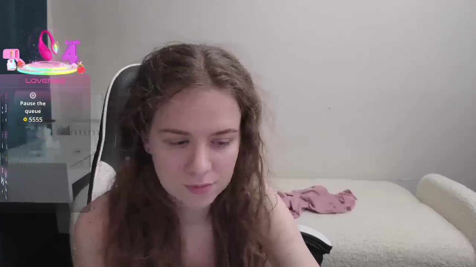 Gallery image thumbnail from BlueFlowerr's myfreecams stream on, 03/17/2026, 23:58 image 2 of 20