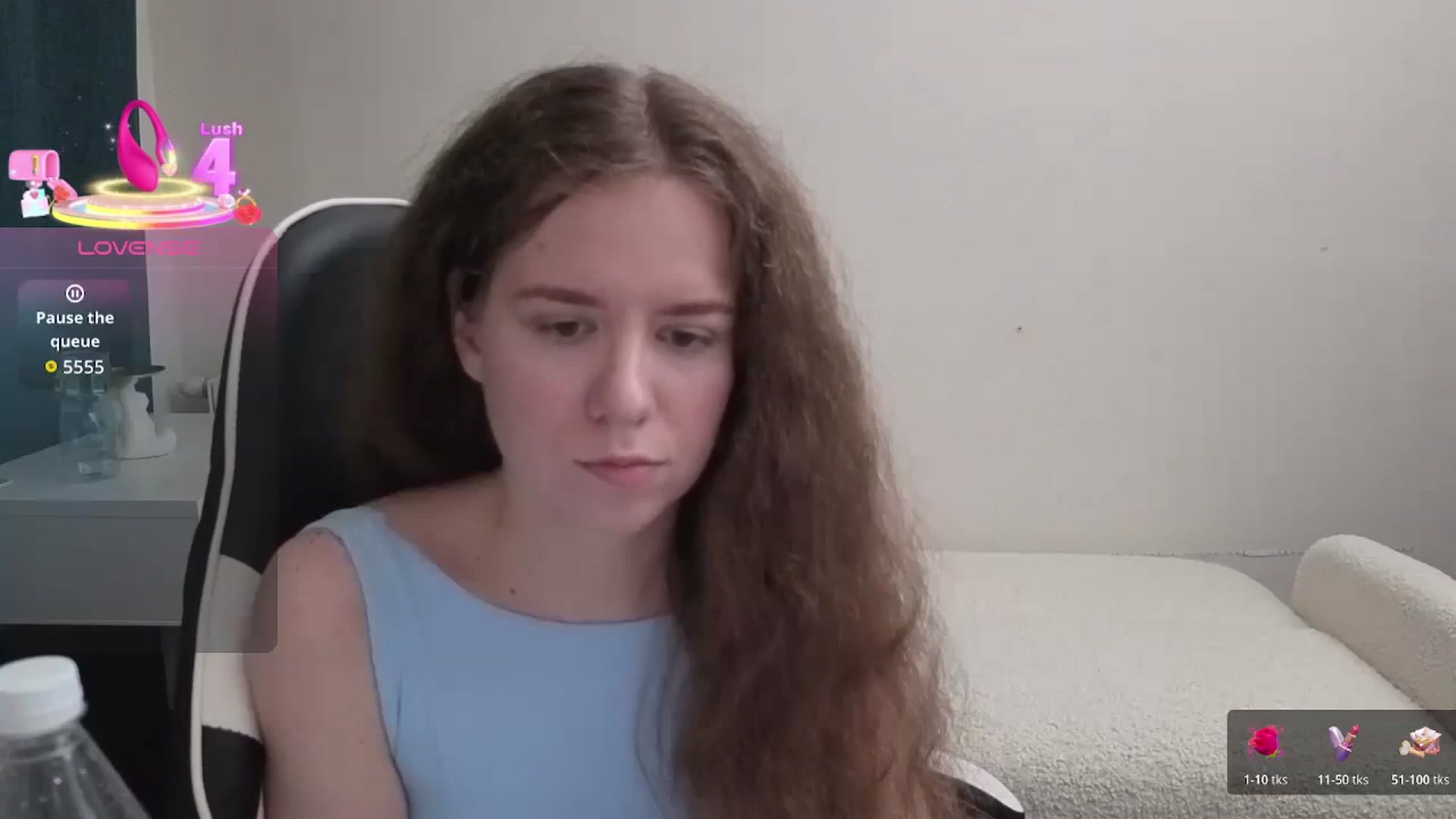 Gallery image thumbnail from BlueFlowerr's myfreecams stream on, 03/19/2026, 16:52 image 19 of 20