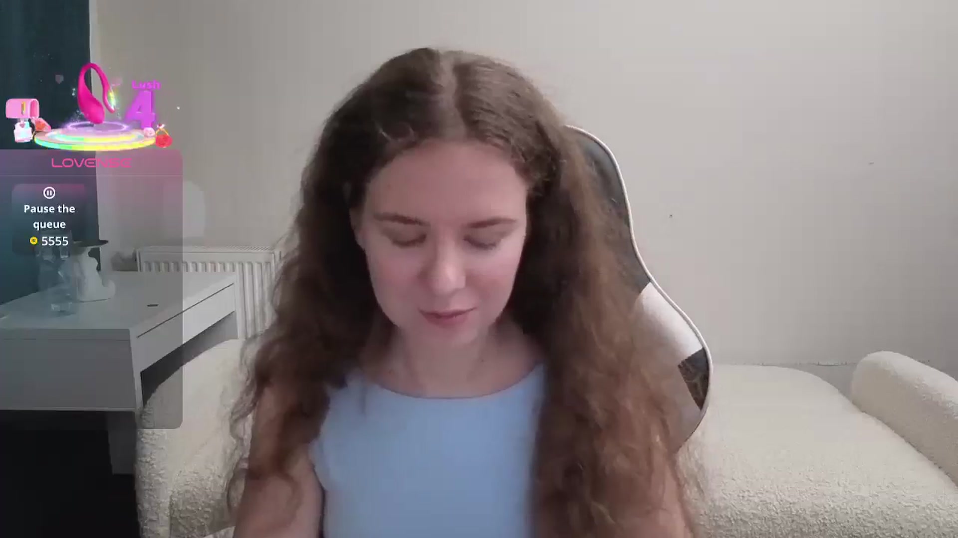 Gallery image thumbnail from BlueFlowerr's myfreecams stream on, 03/19/2026, 17:39 image 13 of 20