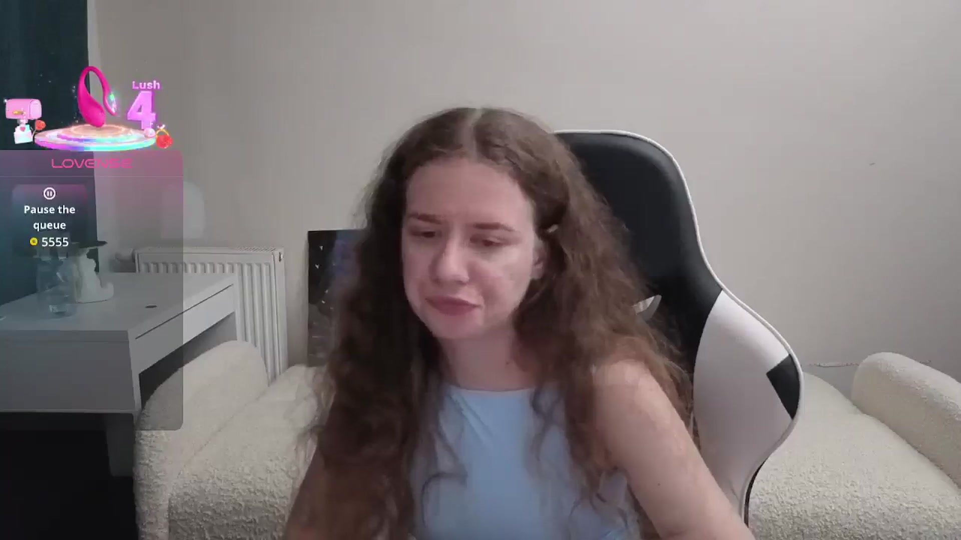 Gallery image thumbnail from BlueFlowerr's myfreecams stream on, 03/19/2026, 21:26 image 7 of 20