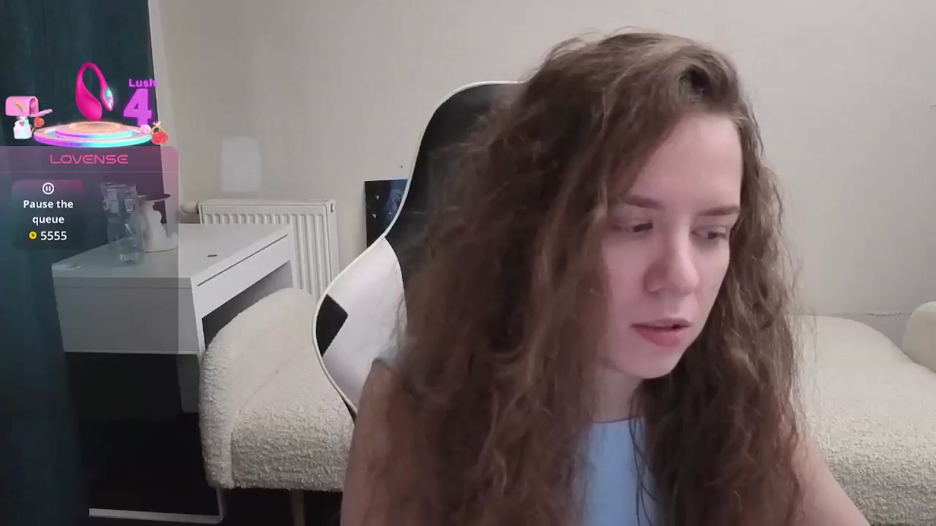 Gallery image thumbnail from BlueFlowerr's myfreecams stream on, 03/20/2026, 01:58 image 15 of 20