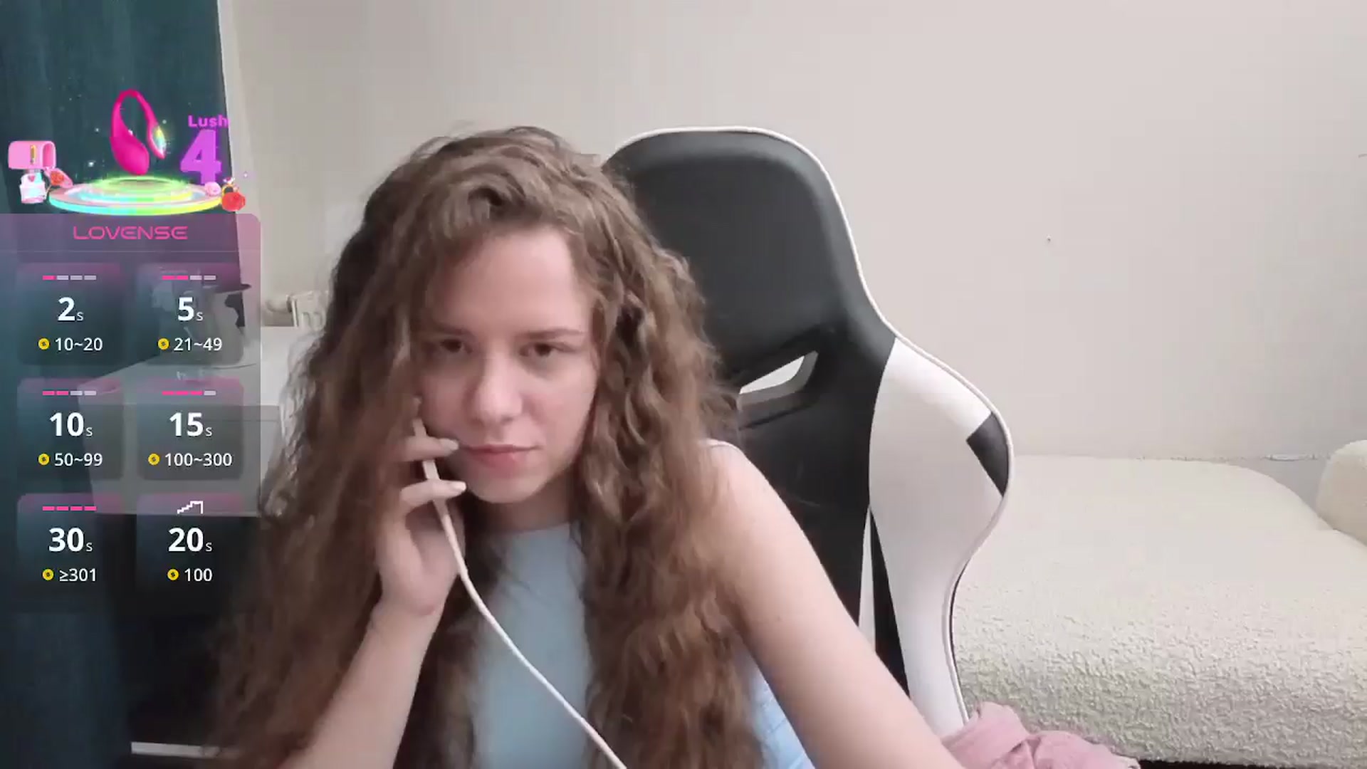 Gallery image thumbnail from BlueFlowerr's myfreecams stream on, 03/20/2026, 01:58 image 13 of 20