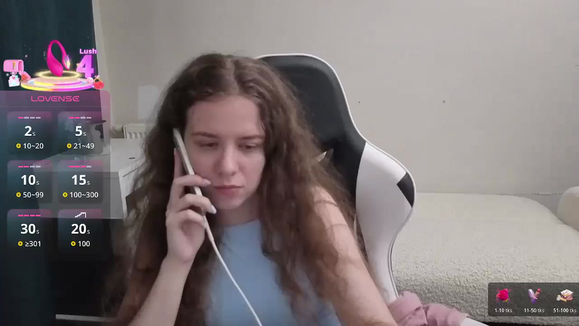 Gallery image thumbnail from BlueFlowerr's myfreecams stream on, 03/20/2026, 01:58 image 6 of 20