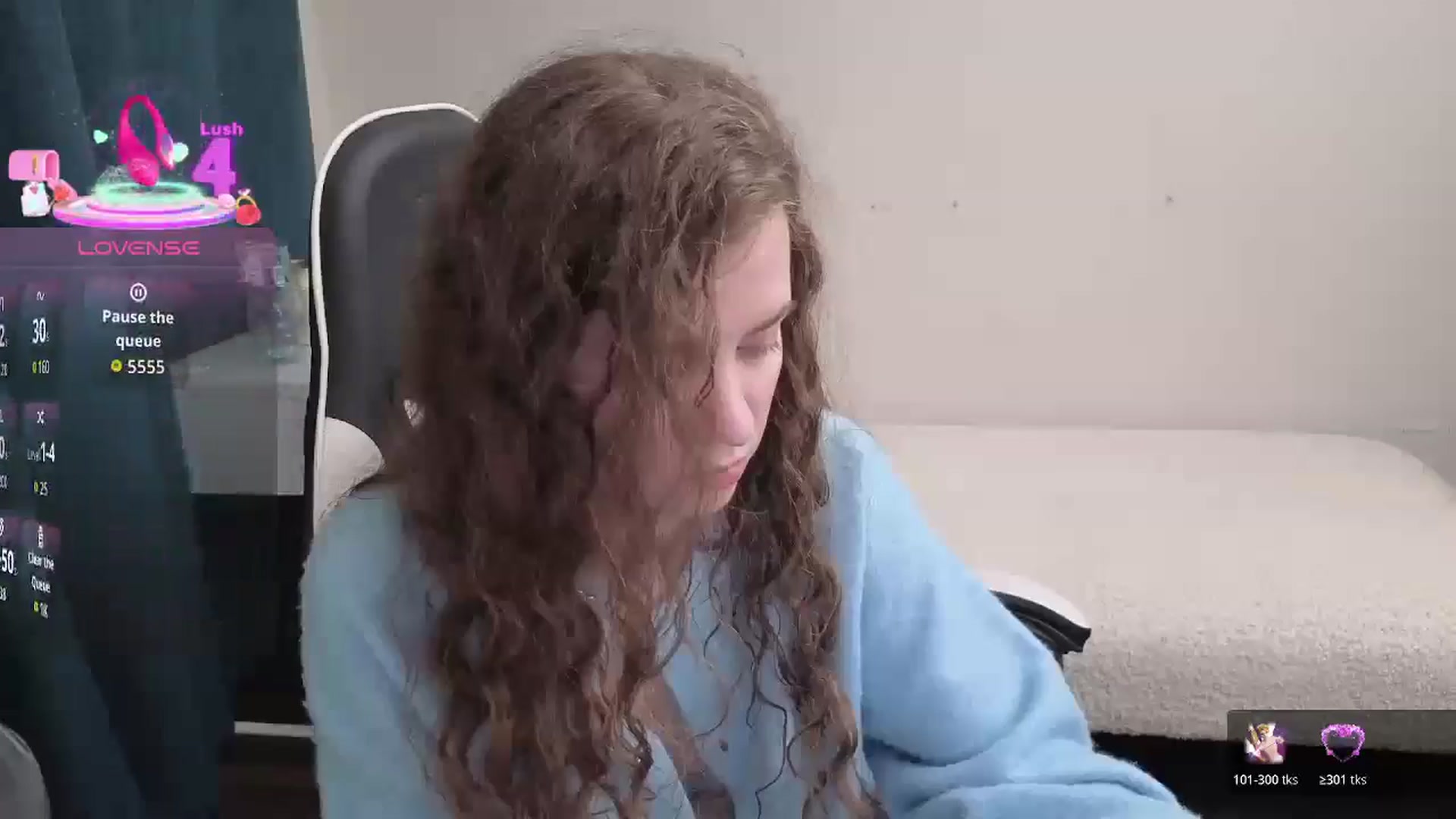 Gallery image thumbnail from BlueFlowerr's myfreecams stream on, 03/20/2026, 20:32 image 20 of 20