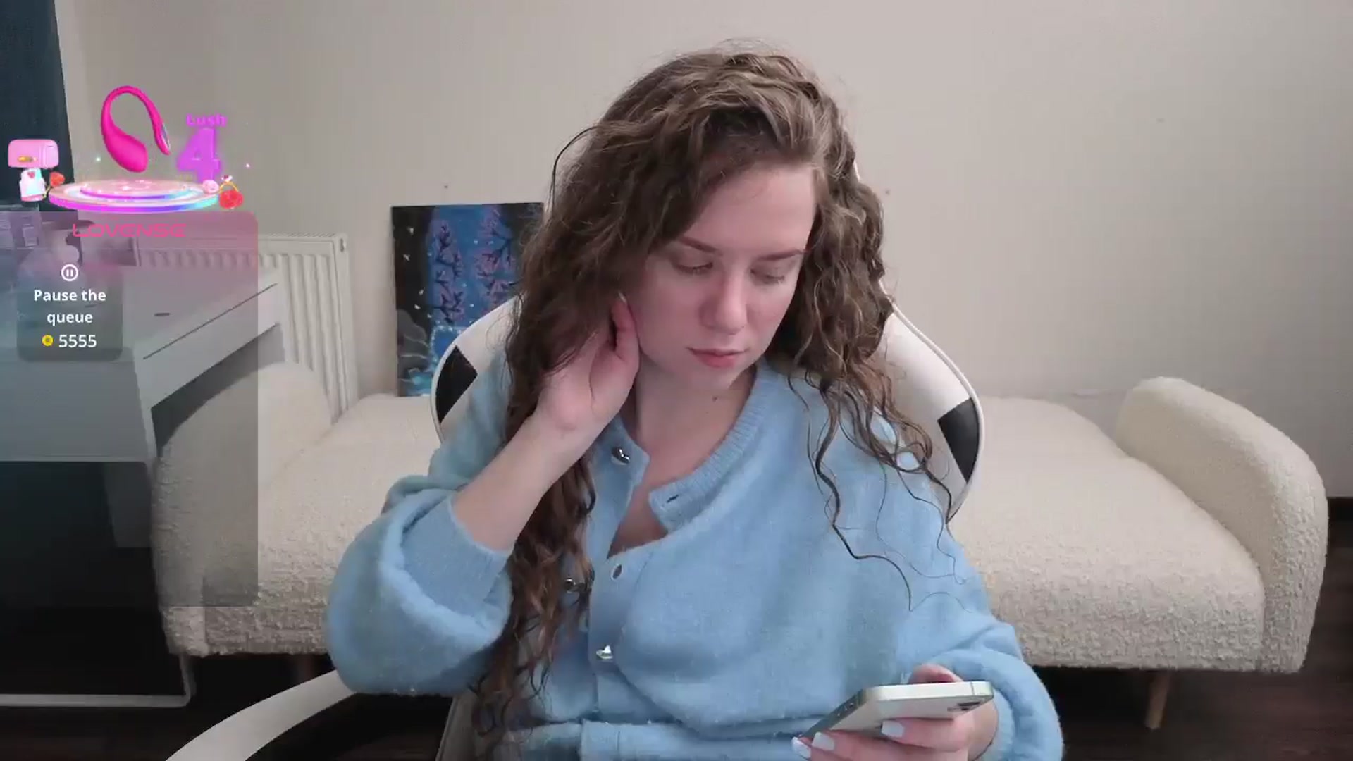 Gallery image thumbnail from BlueFlowerr's myfreecams stream on, 03/20/2026, 20:32 image 3 of 20